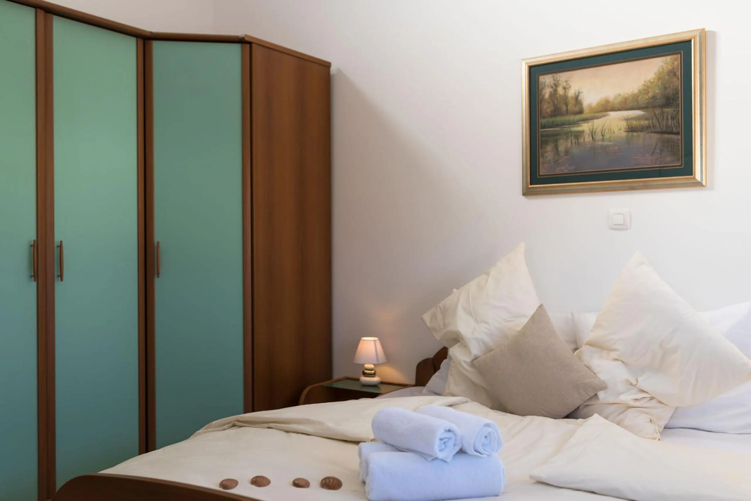 Bed in Croatica Suites Podsolarsko