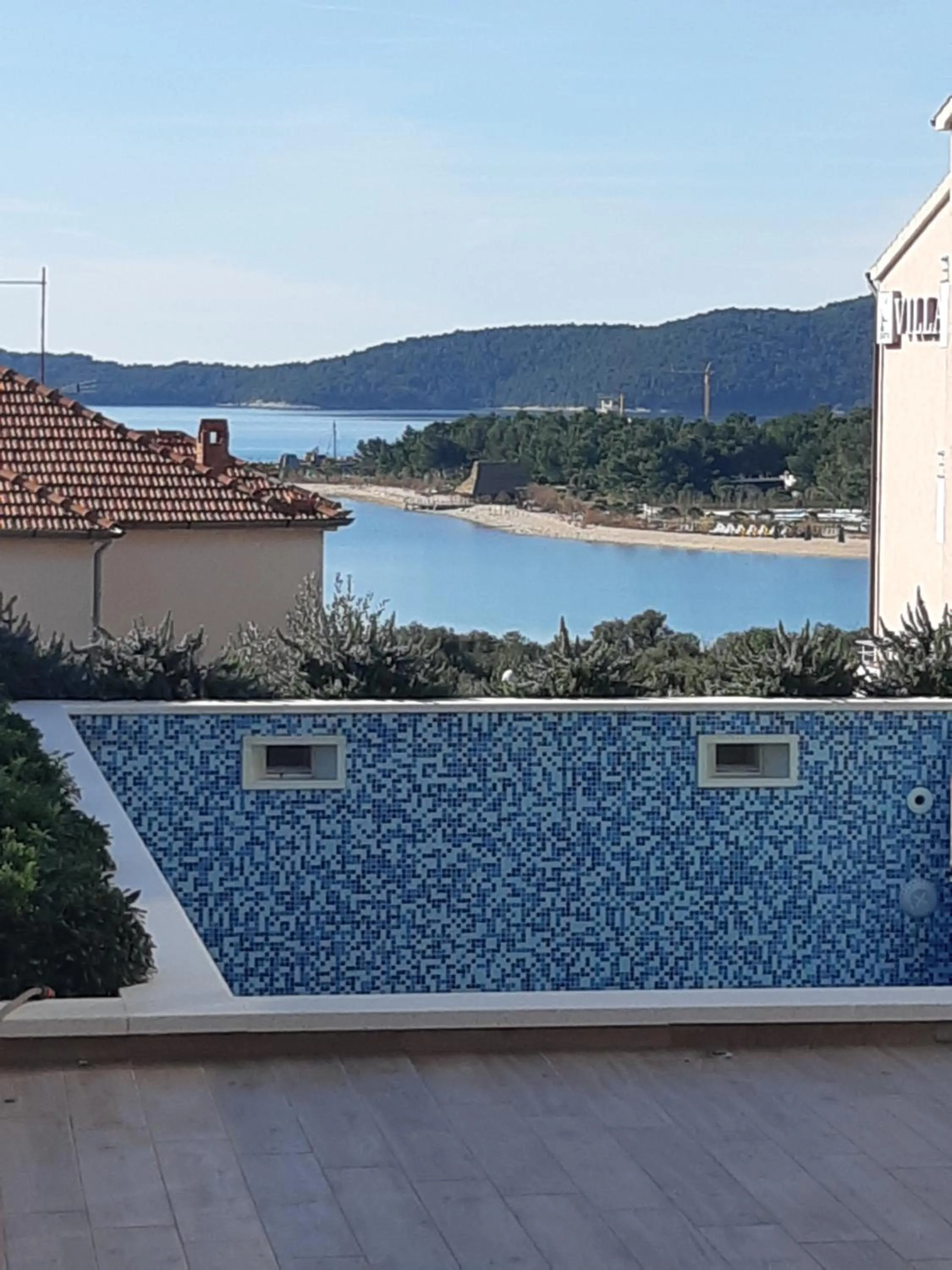 Sea view in Croatica Suites Podsolarsko