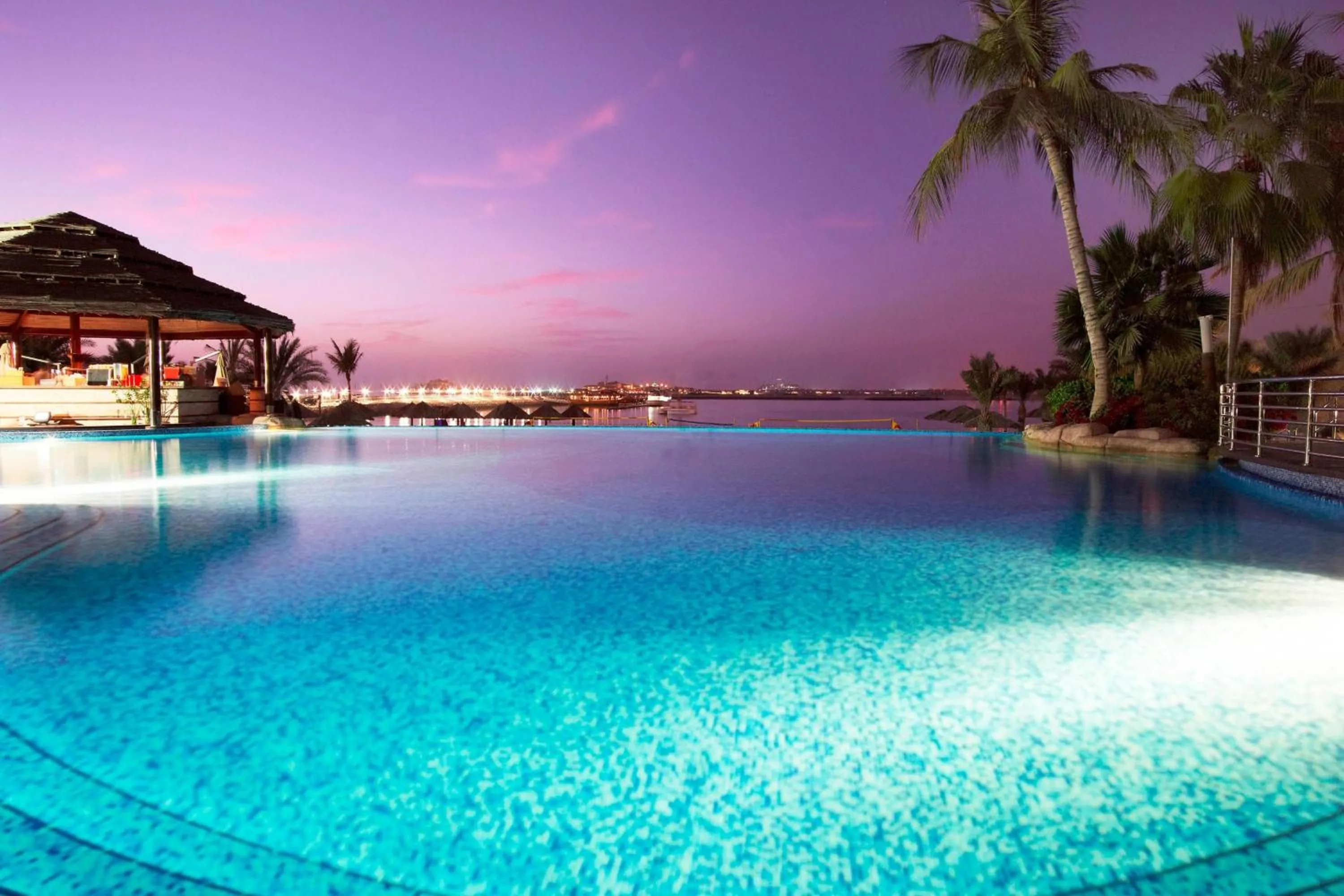 Swimming pool in Le Meridien Mina Seyahi Beach Resort & Waterpark