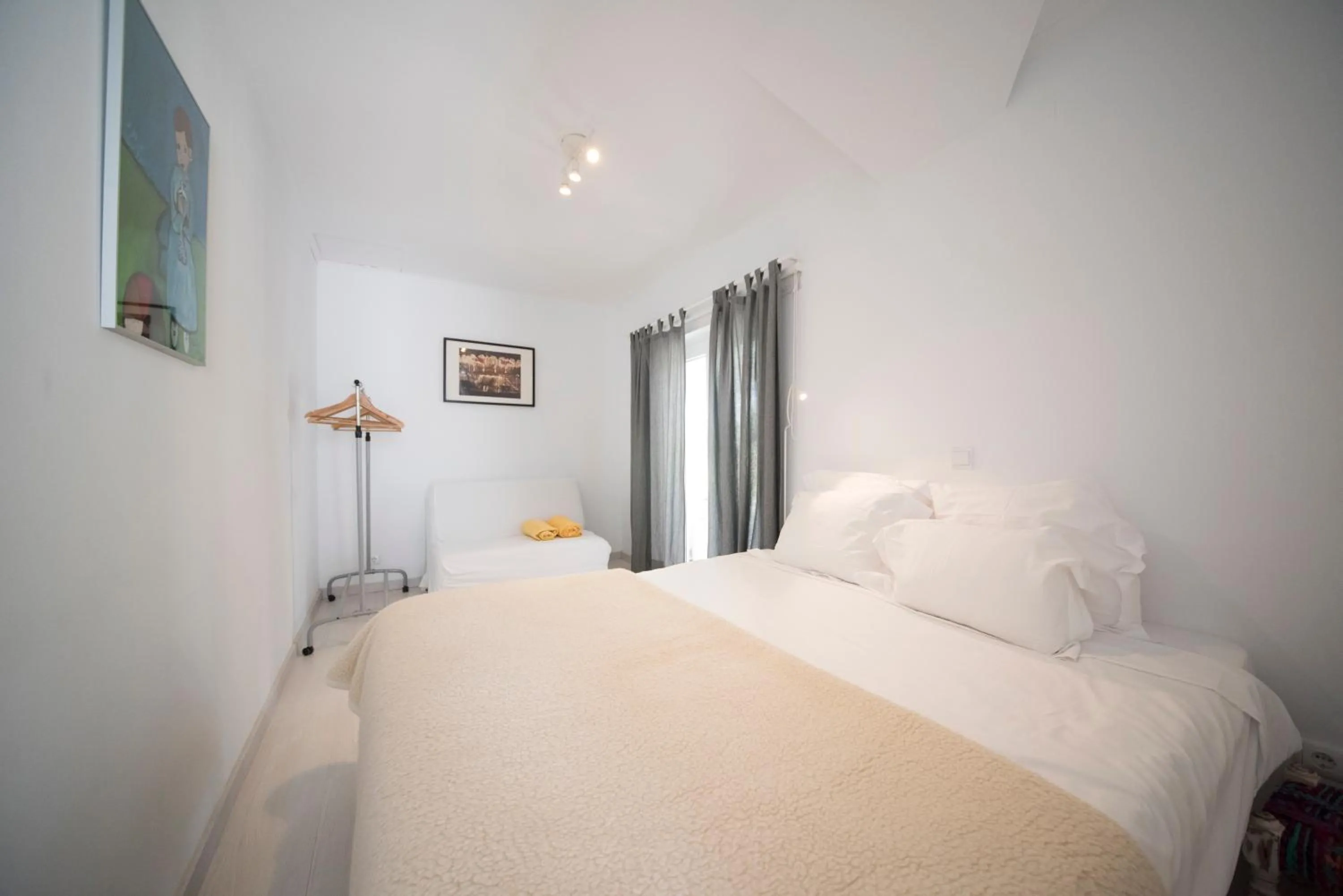 Small Double Room in Casal do Frade