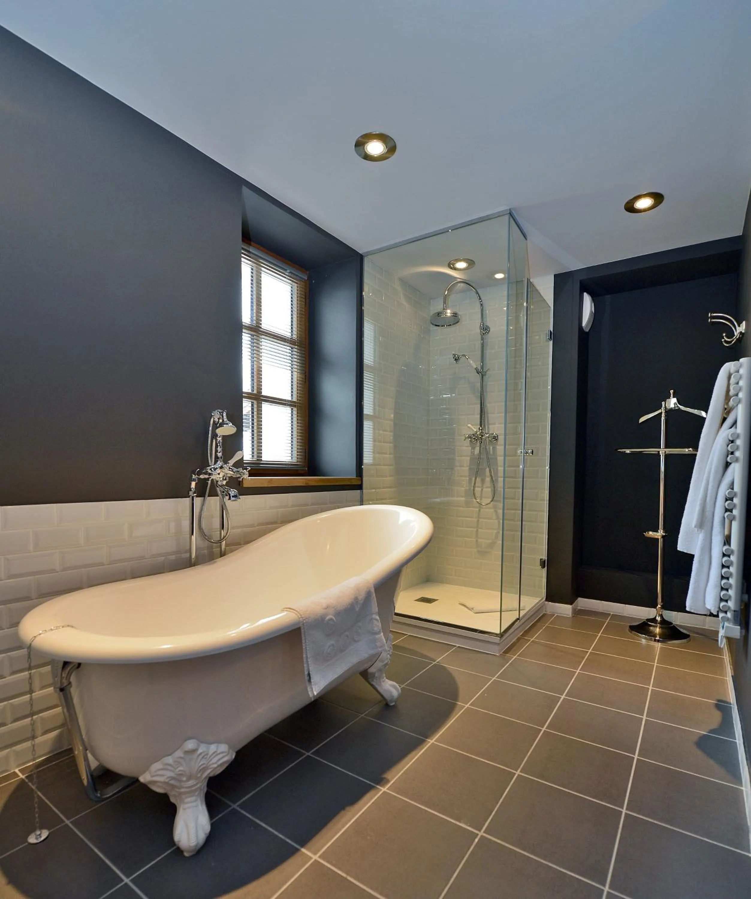 Bathroom in Maison de Famille Les 5 Frères