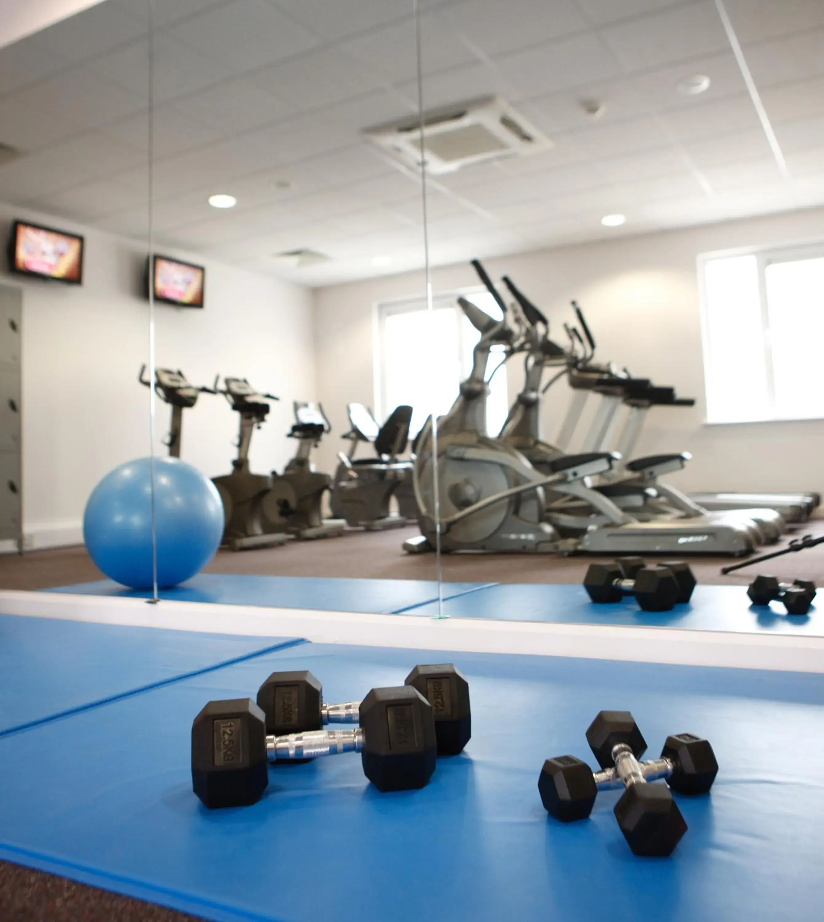 Fitness centre/facilities in Leonardo Hotel Bradford Fitness centre/facilities in Leonardo Hotel Bradford