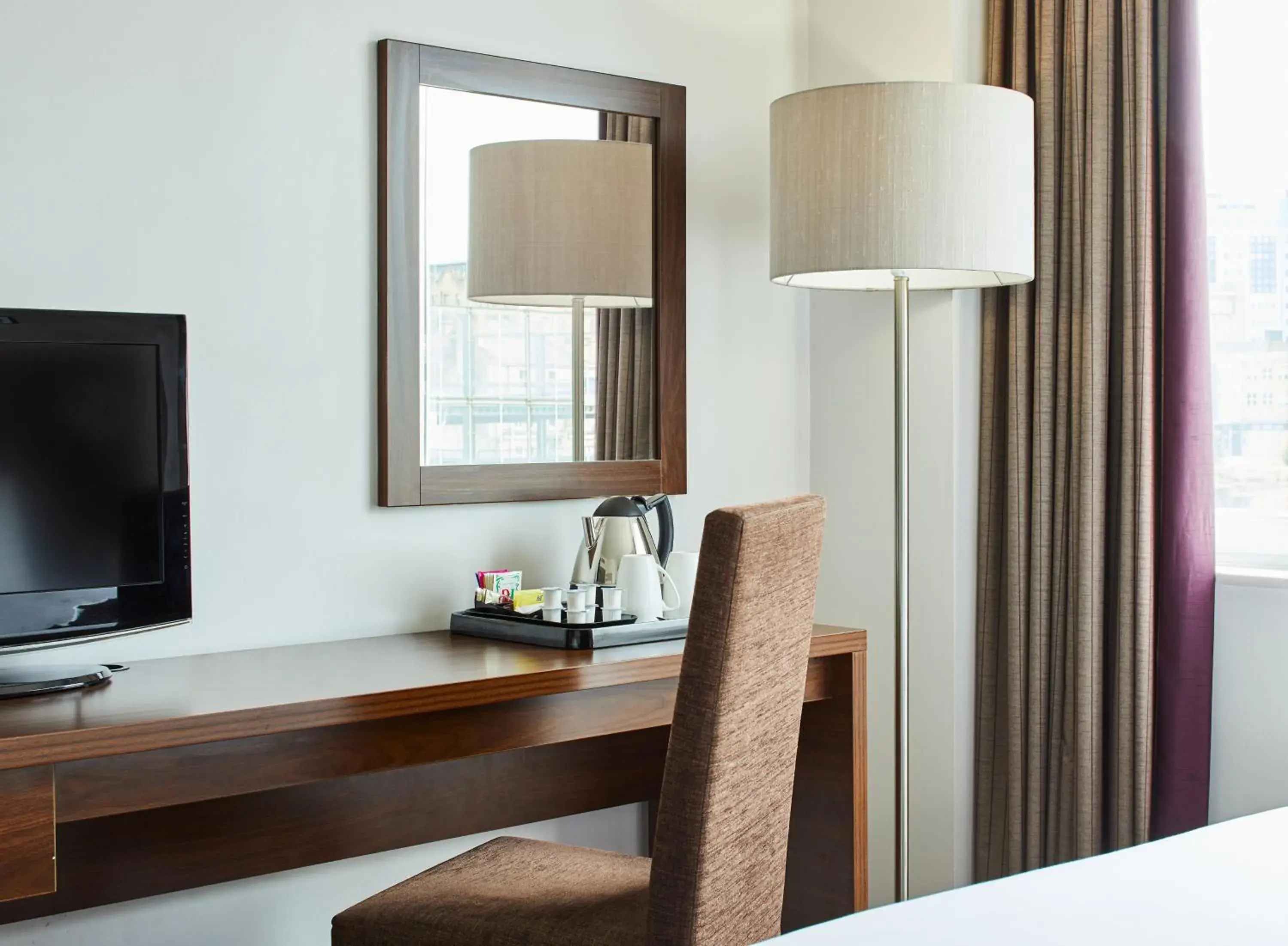 Bedroom in Leonardo Hotel Bradford Bedroom in Leonardo Hotel Bradford