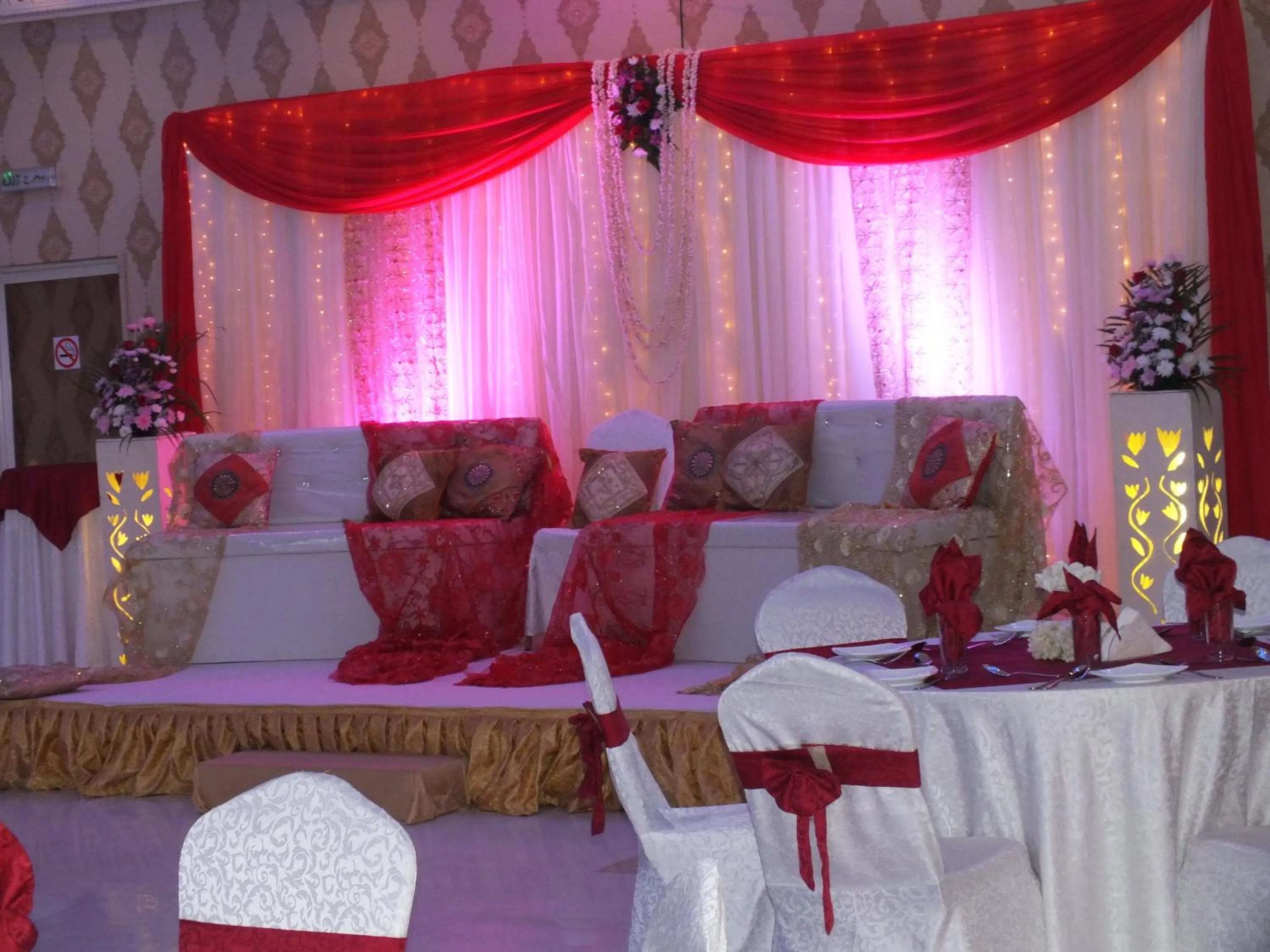 Evening entertainment in Verona Resorts Sharjah