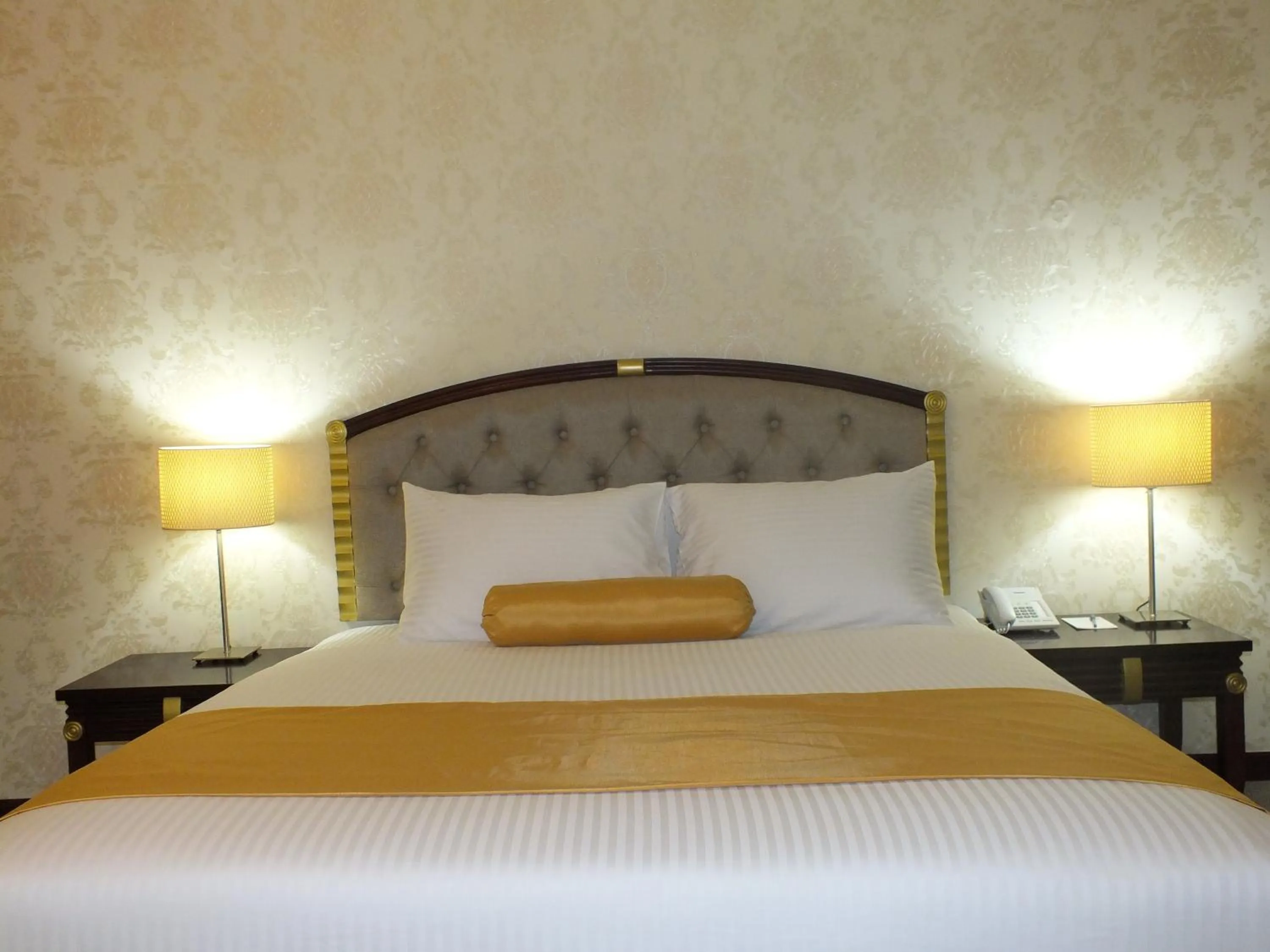 Bedroom, Bed in Verona Resorts Sharjah