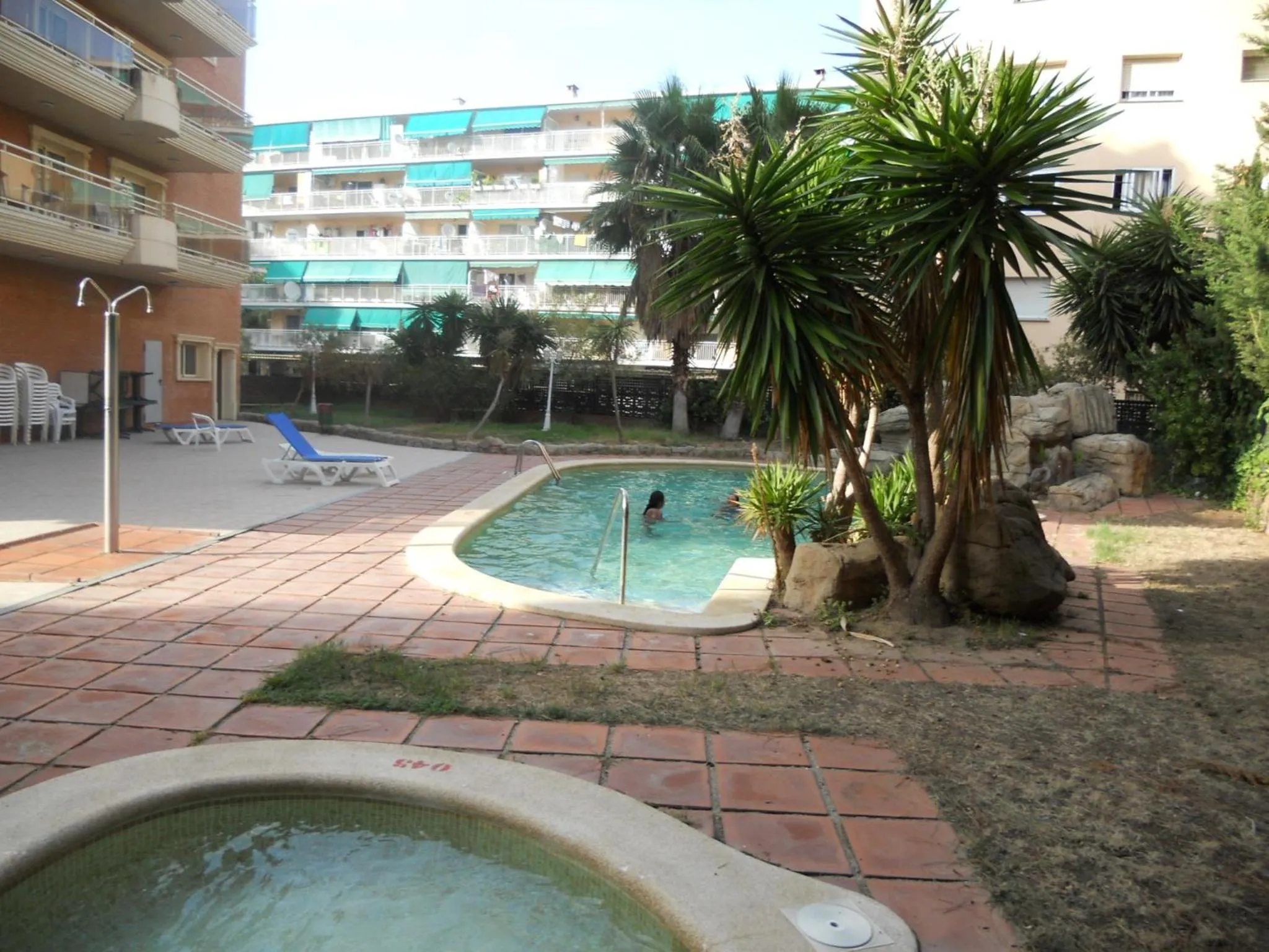 Swimming pool in Apartamentos Palas Salou