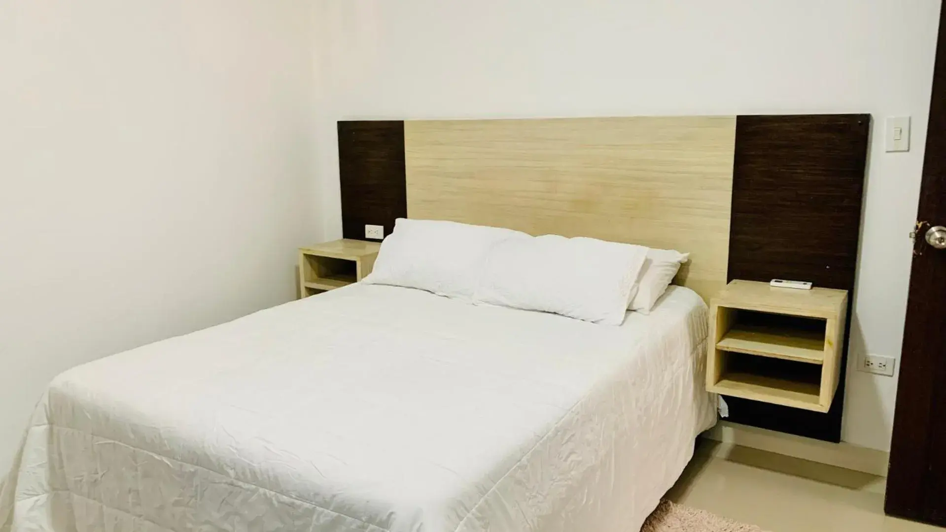 Two-Bedroom Apartment in Apartahotel Bahia Tropical III Two-Bedroom Apartment in Apartahotel Bahia Tropical III