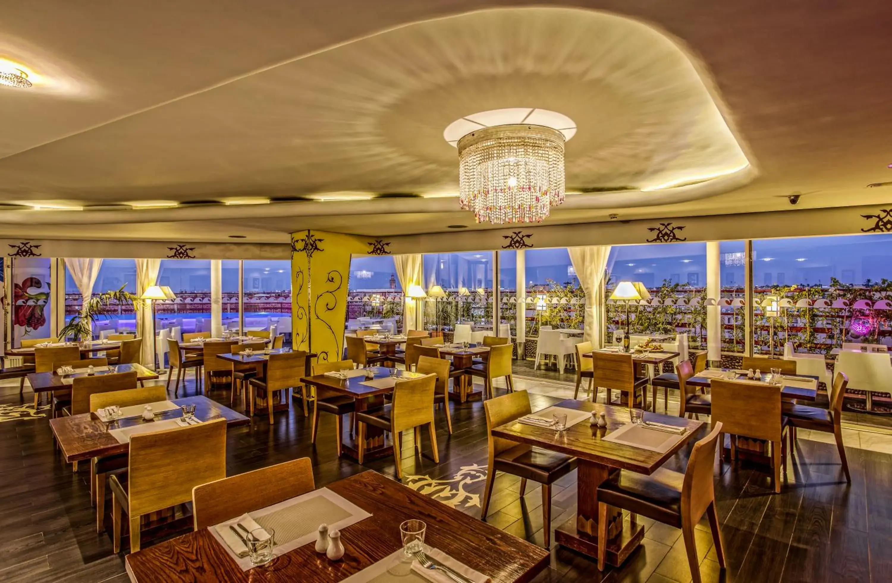 Dining area, Restaurant/Places to Eat in La Renaissance Hotel & Spa