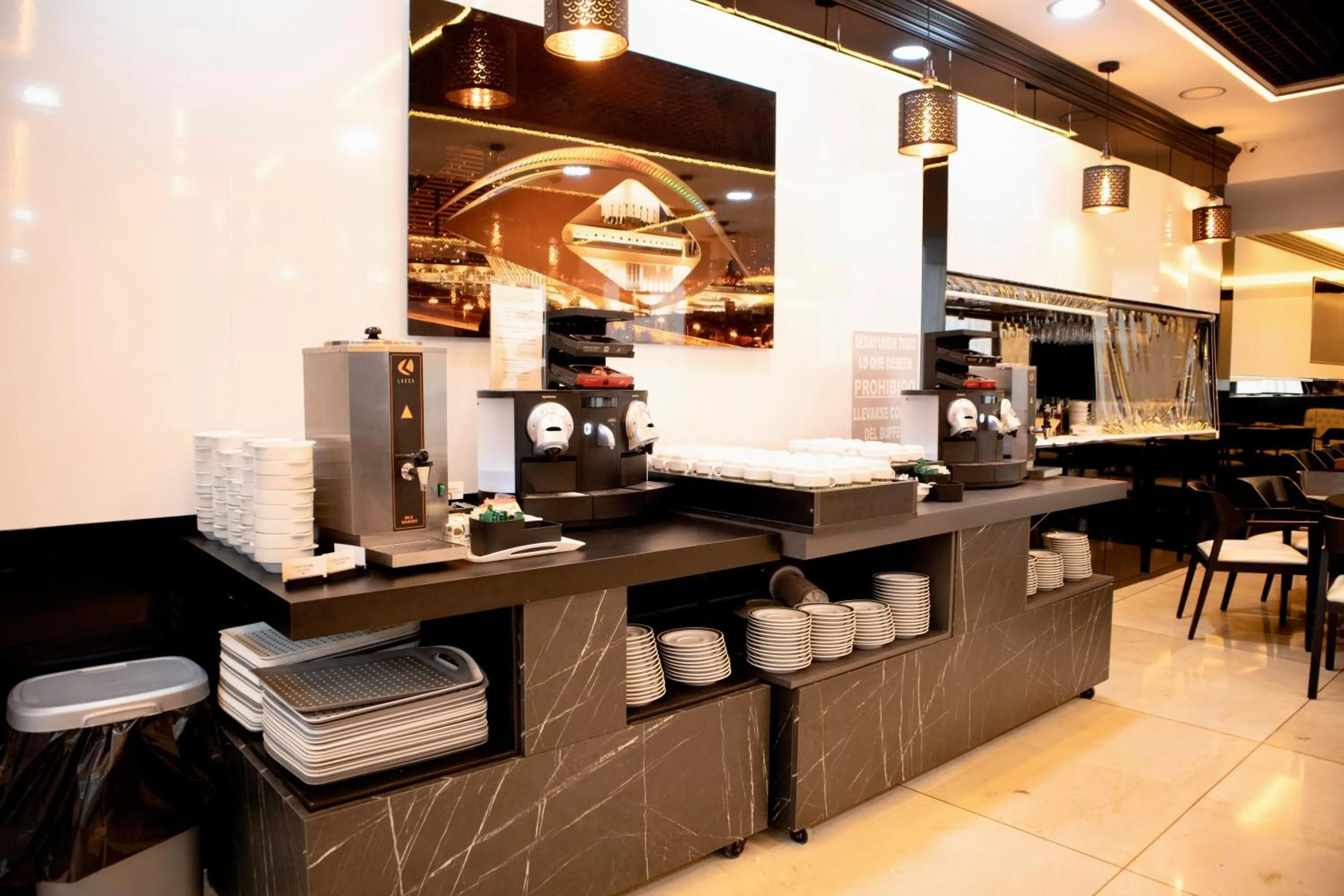 Breakfast in Hotel Benetusser