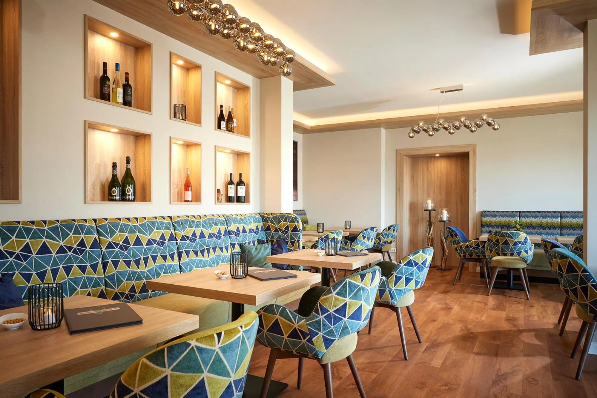 Restaurant/places to eat in Sporthotel Zum Hohen Eimberg