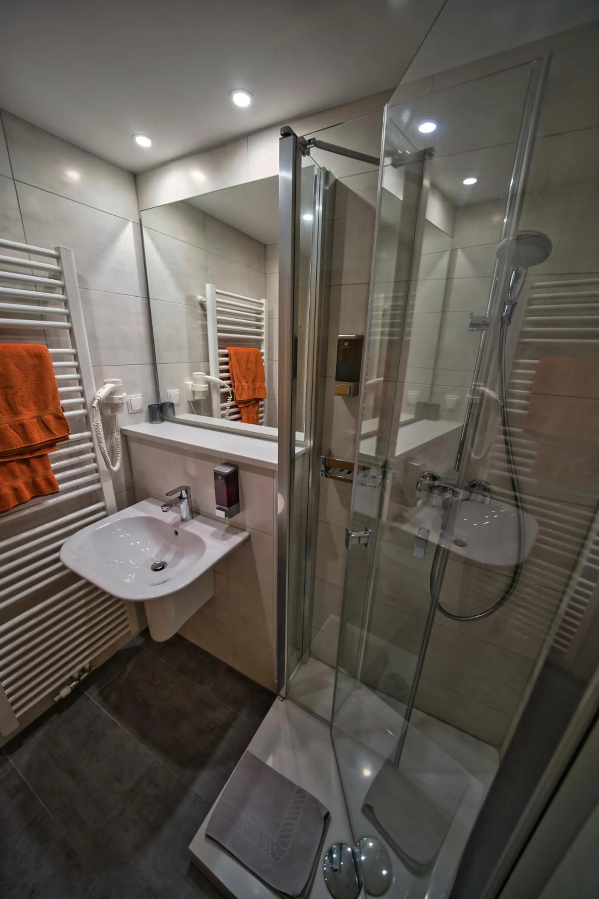 Bathroom in Hotel Tenner