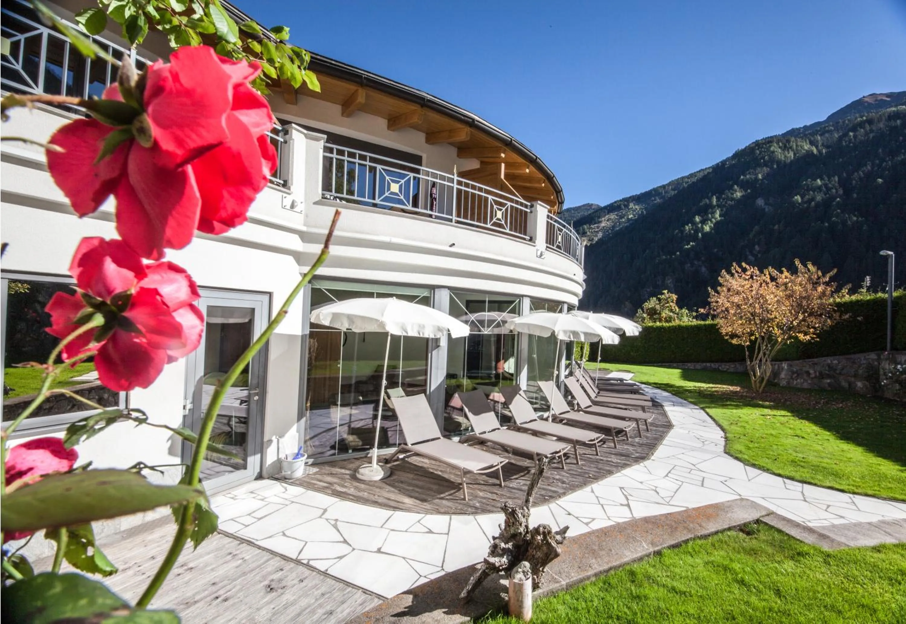 Property building in Wellnesshotel Liun