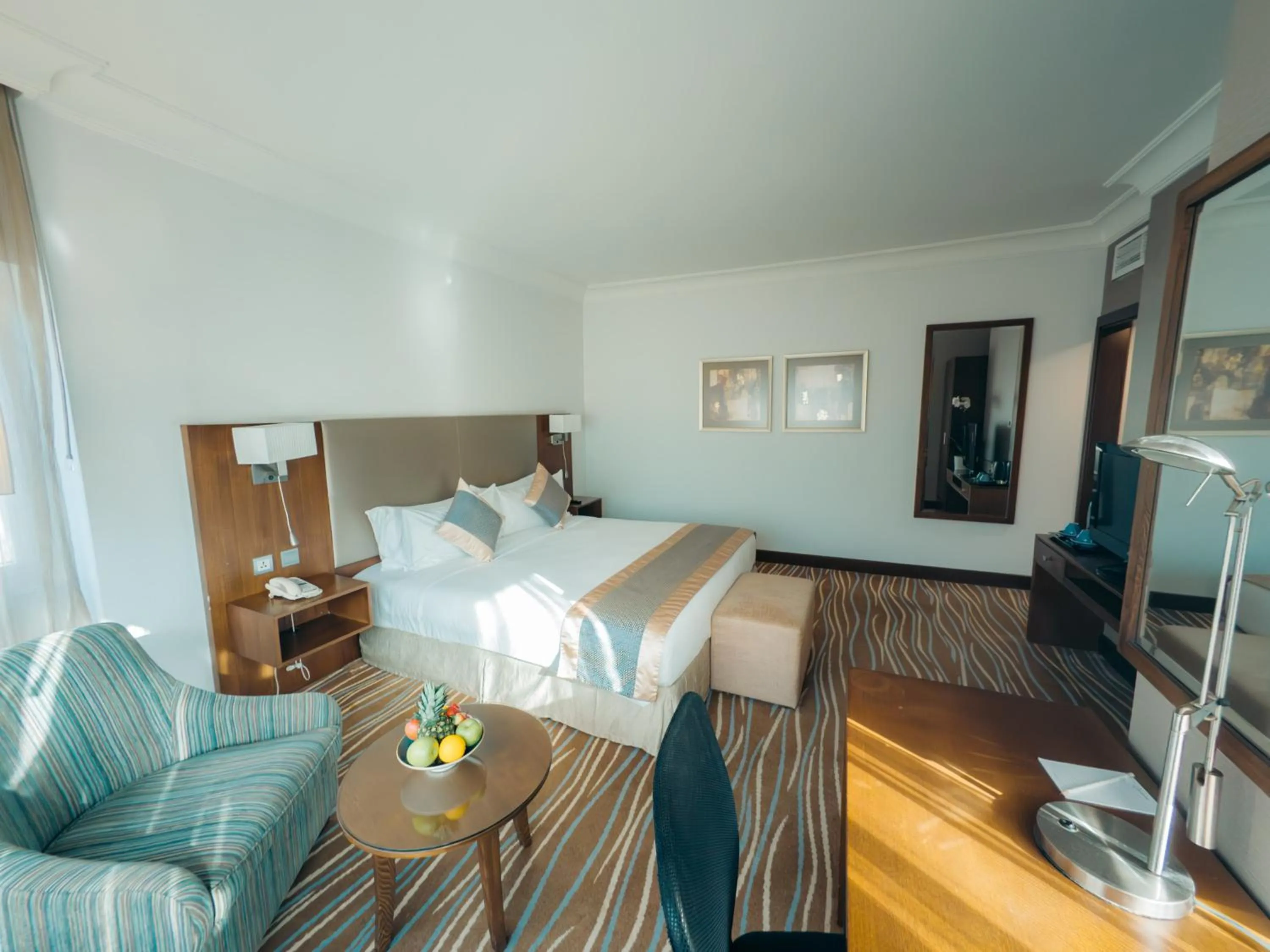 Bed in Copthorne Downtown by Millennium