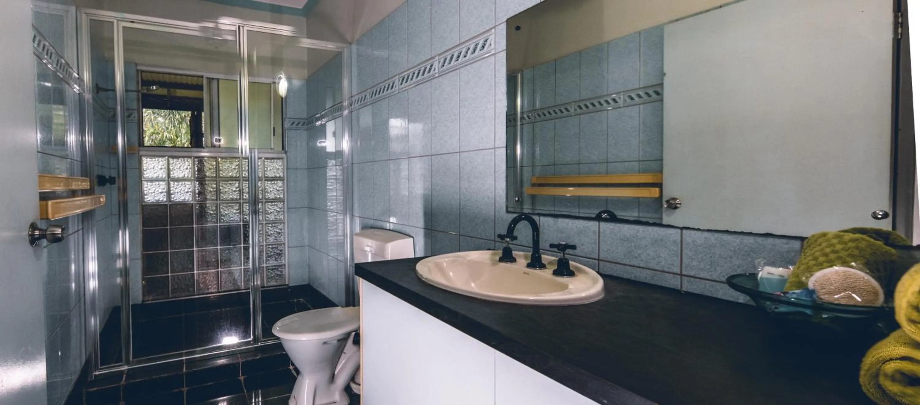 Bathroom in Darwin House