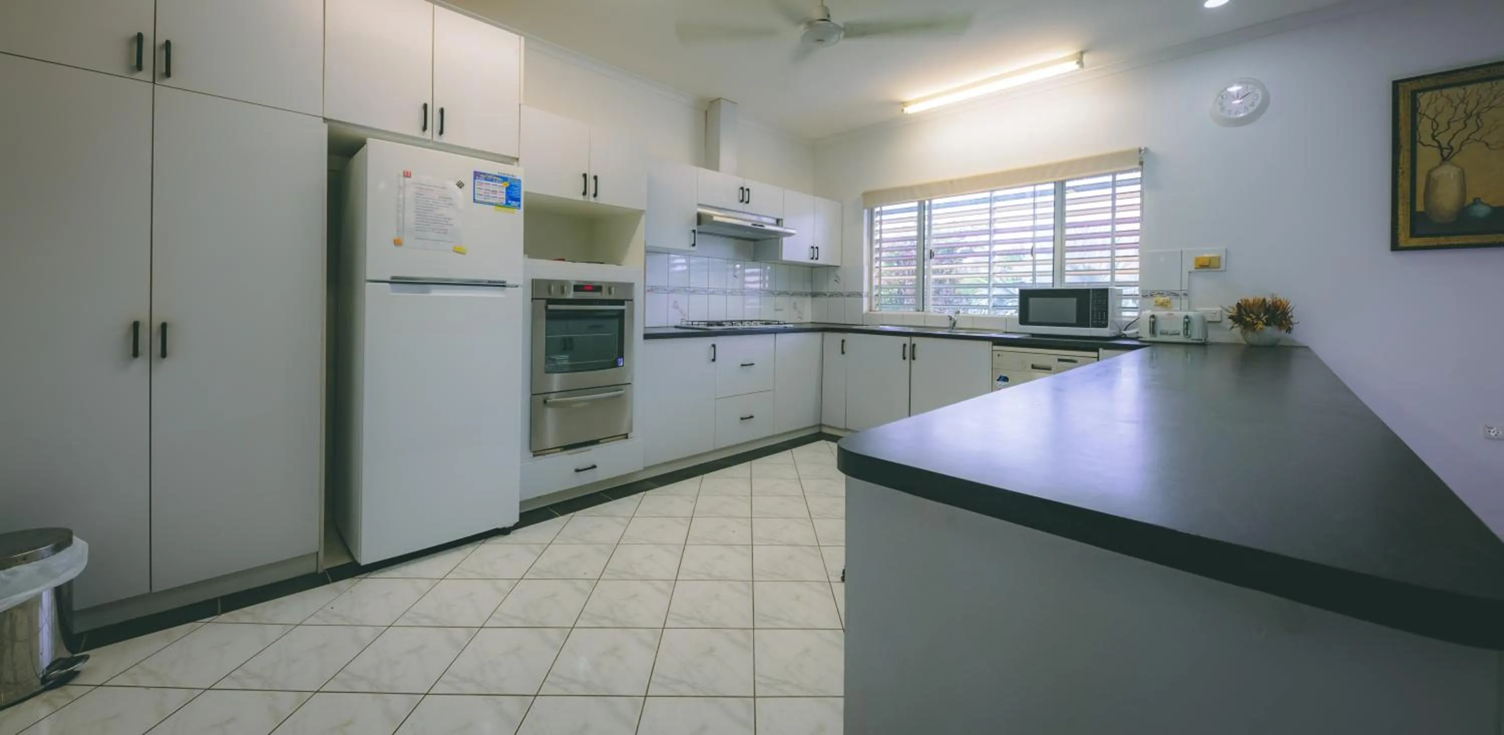 Kitchen or kitchenette in Darwin House