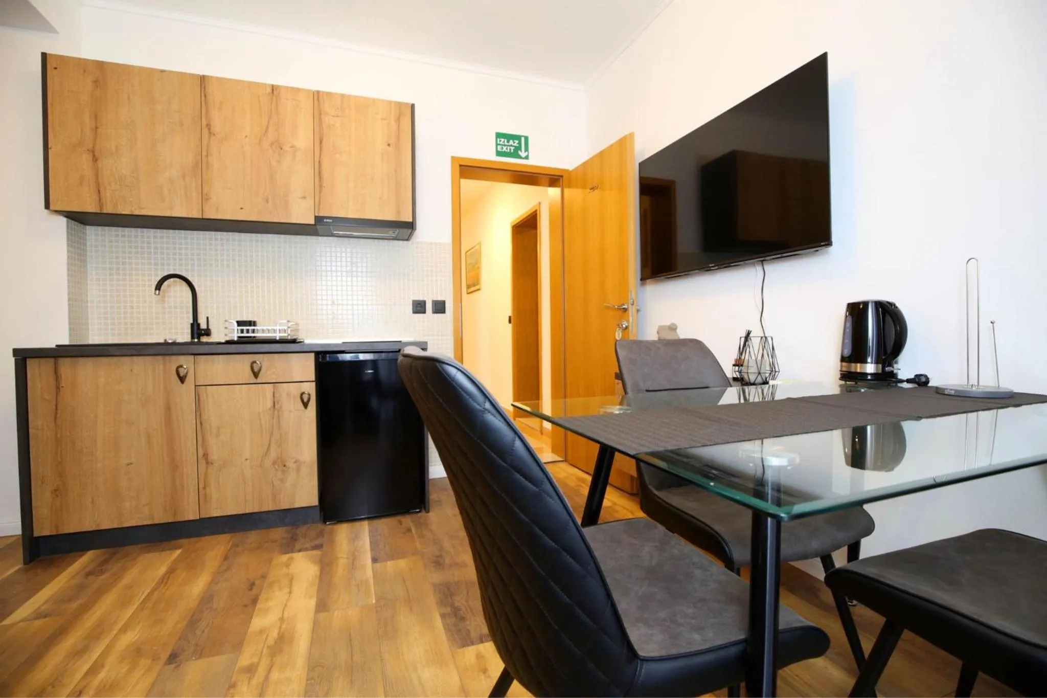 Apartmani Krka Rooms