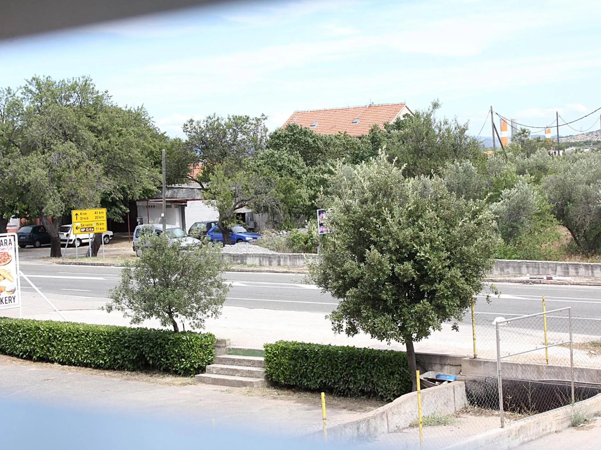 Neighbourhood in Apartmani Krka Rooms