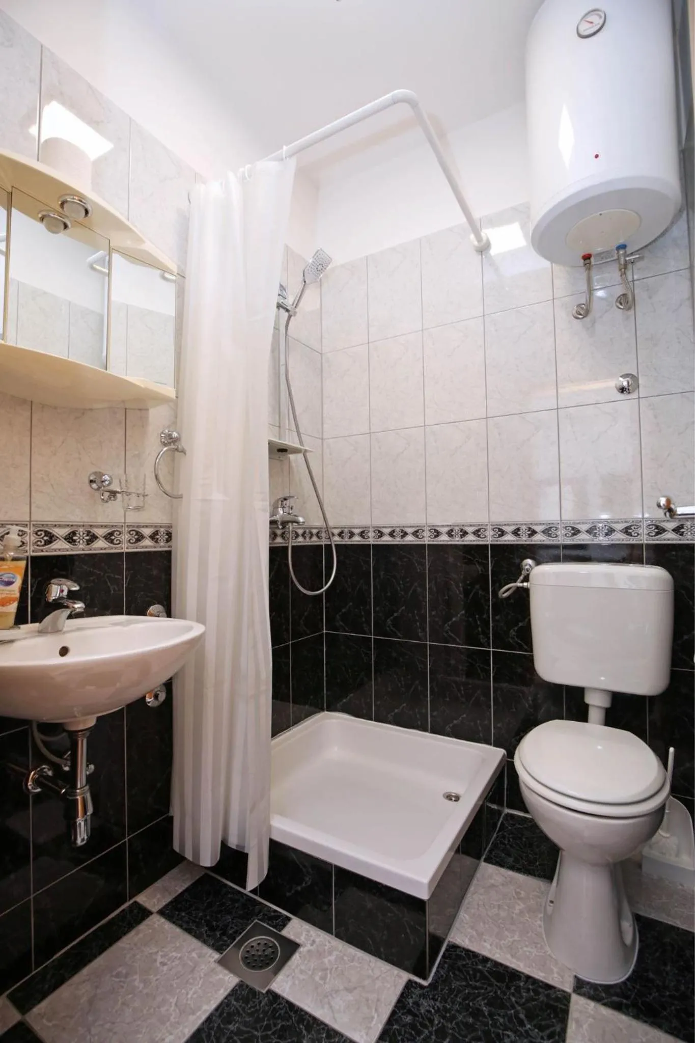 Apartmani Krka Rooms