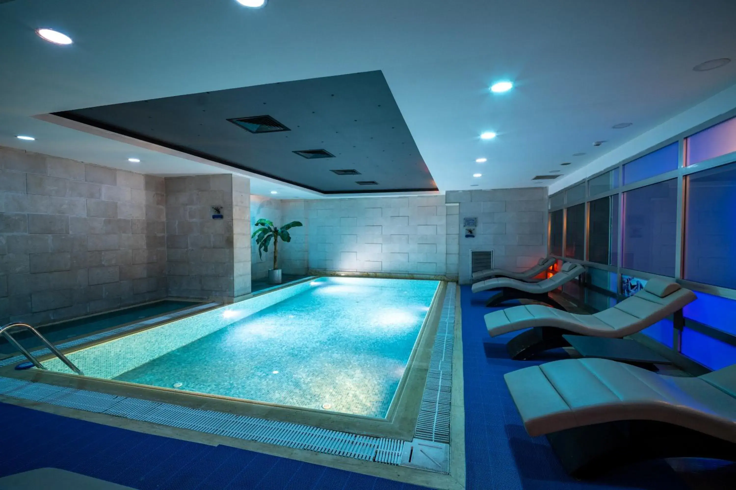 Pool view in Grand S Hotel Pool view in Grand S Hotel