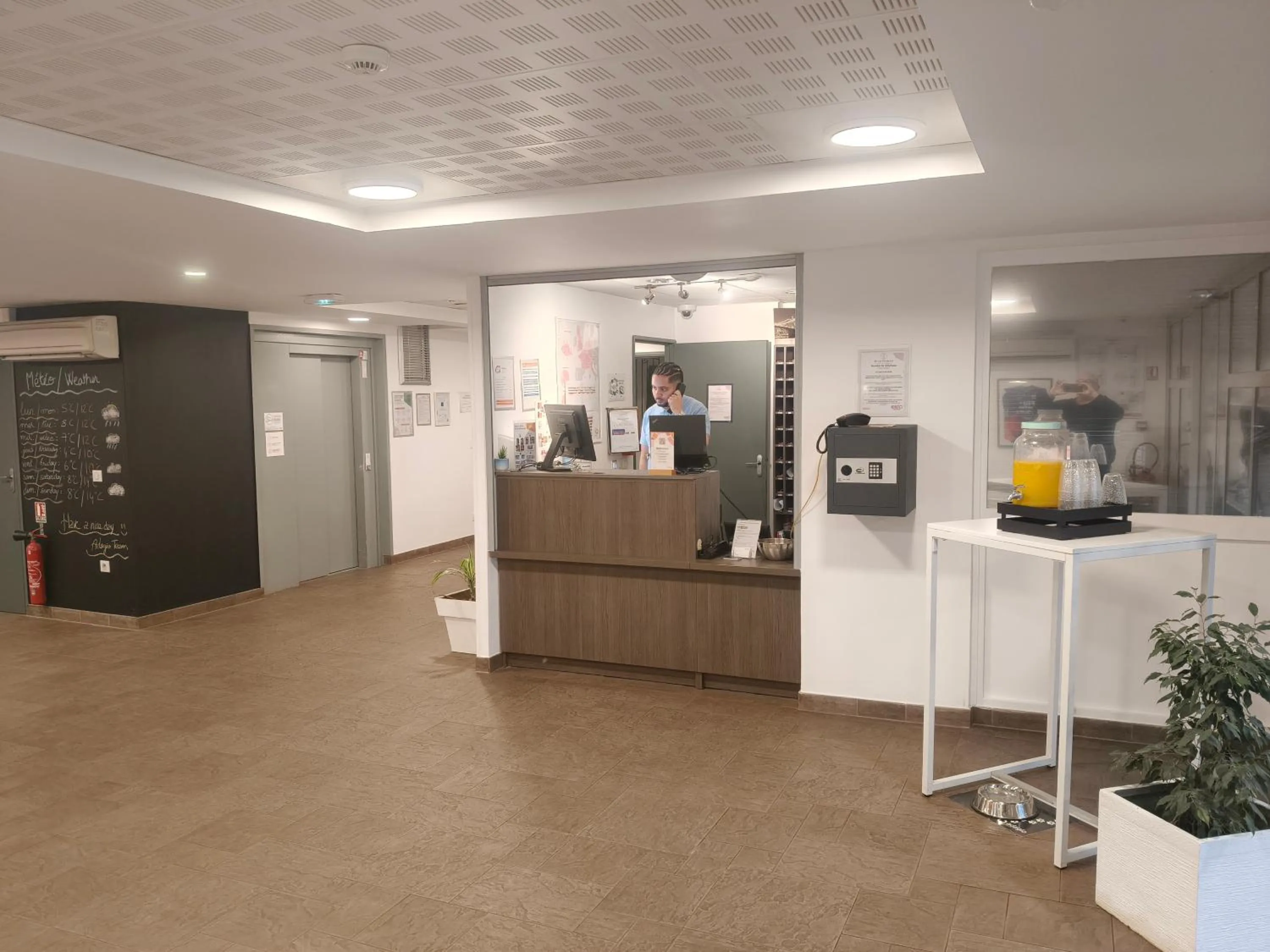 Property building in Aparthotel Adagio Access Poitiers