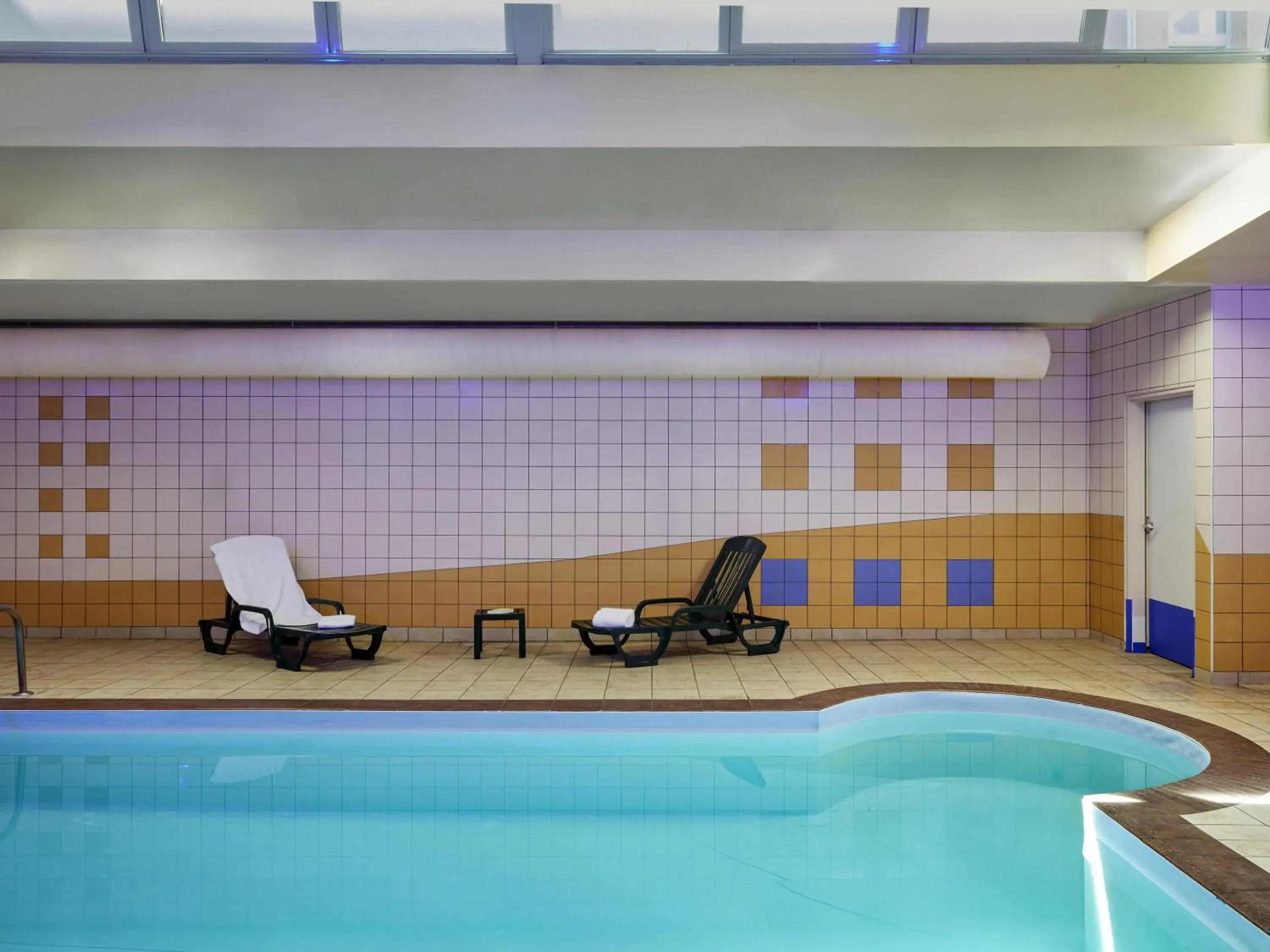 Property building in Aparthotel Adagio Access Poitiers Property building in Aparthotel Adagio Access Poitiers