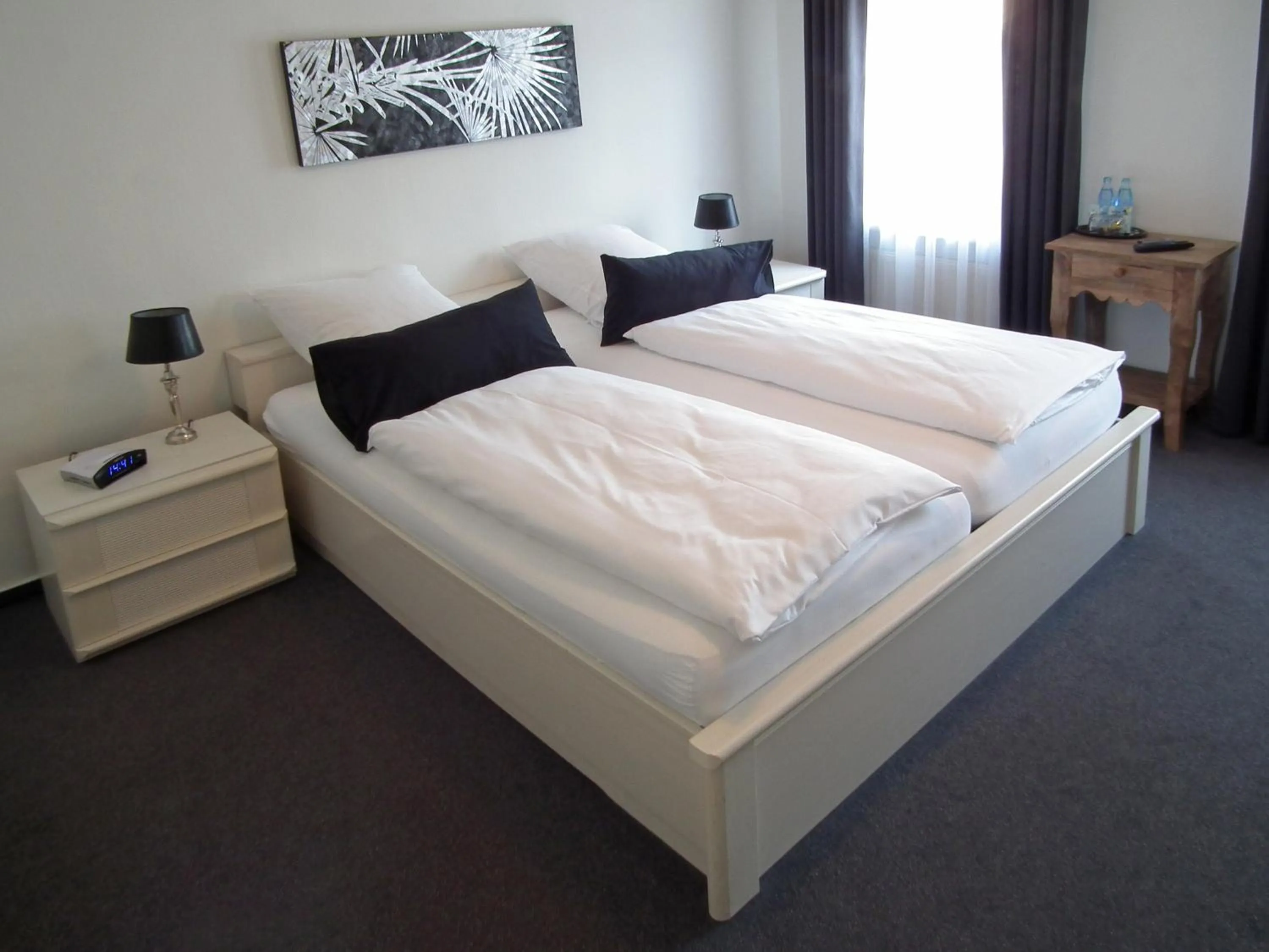 Day, Bed in Hotel Stadt Coblenz