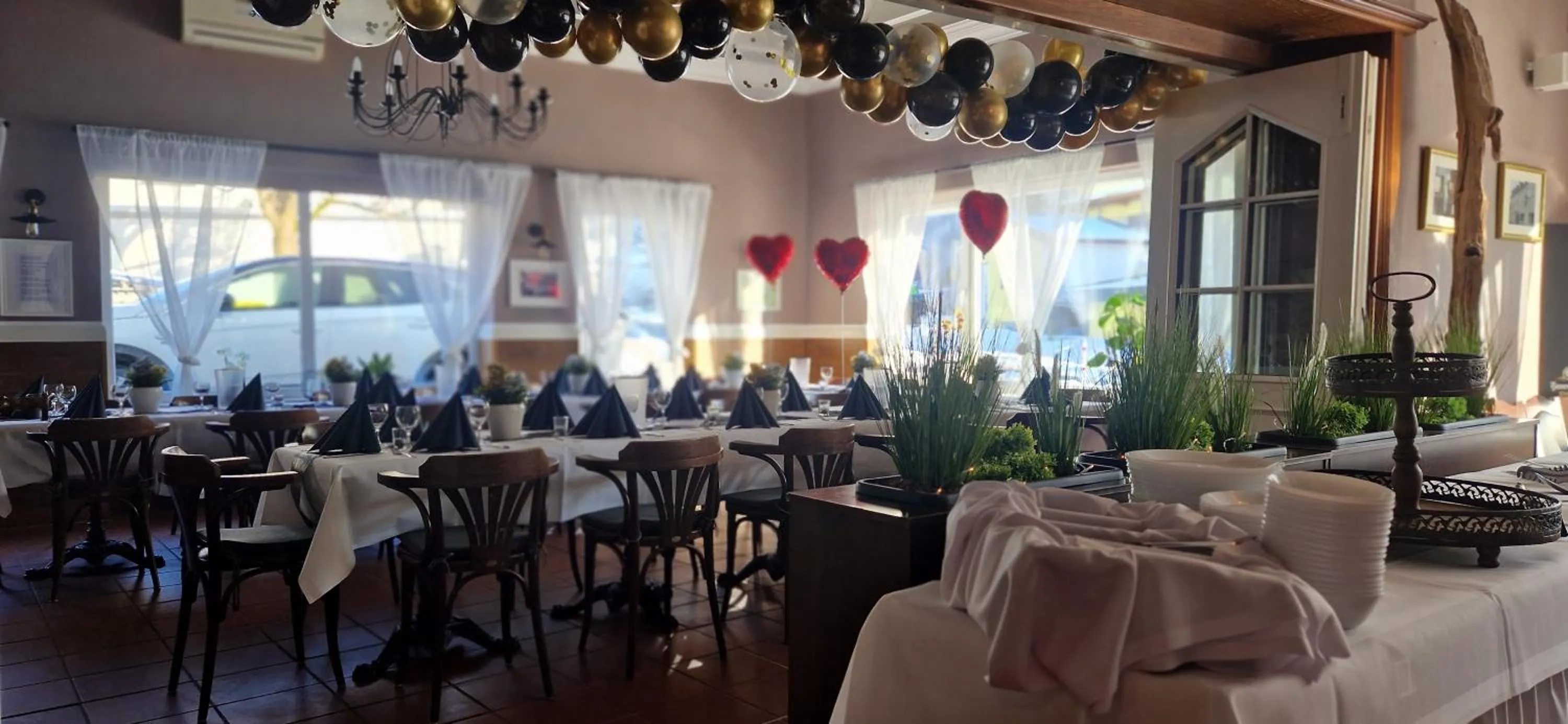 Restaurant/places to eat in Hotel Stadt Coblenz