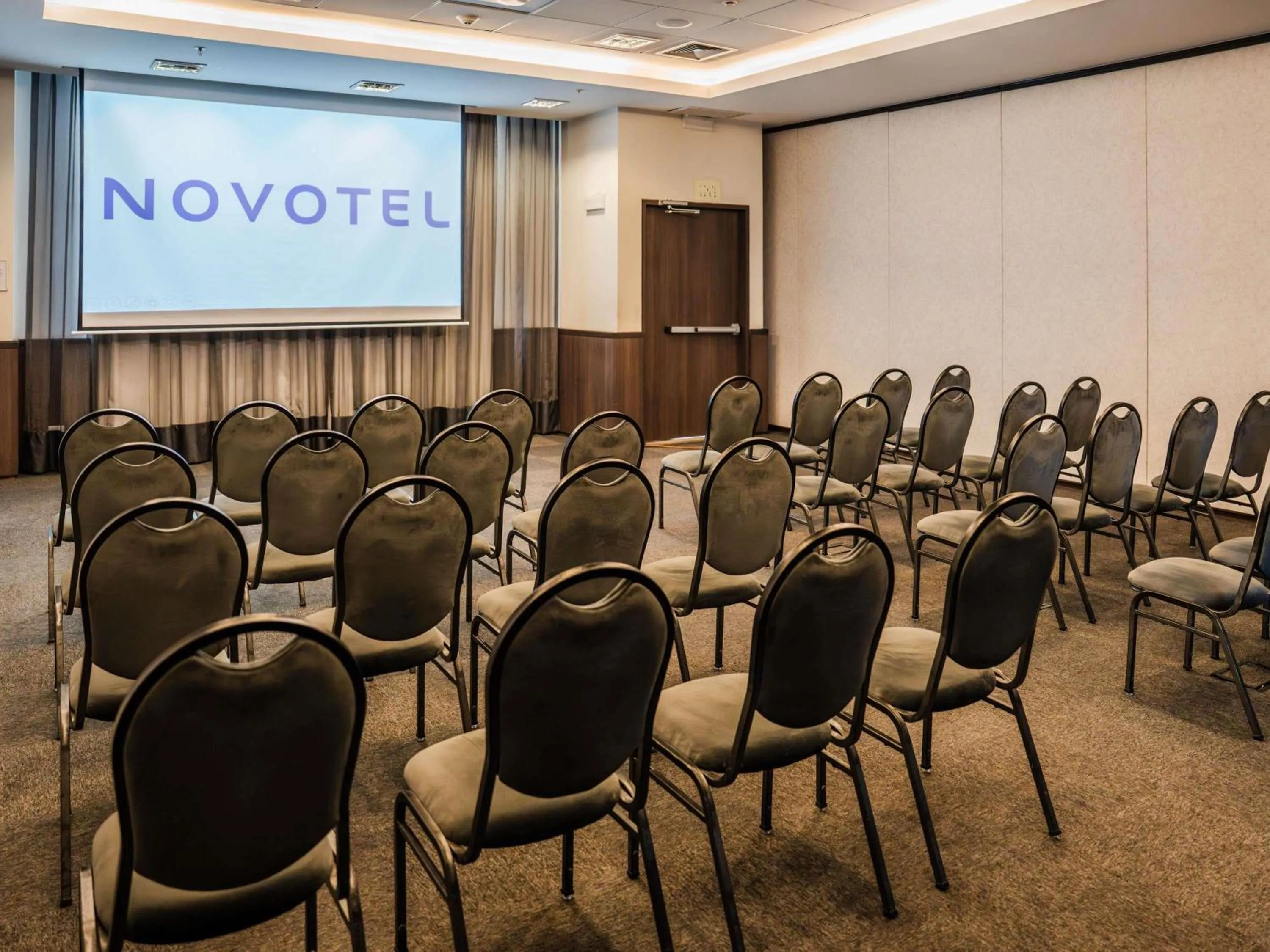 Meeting/conference room in Novotel Lima San Isidro