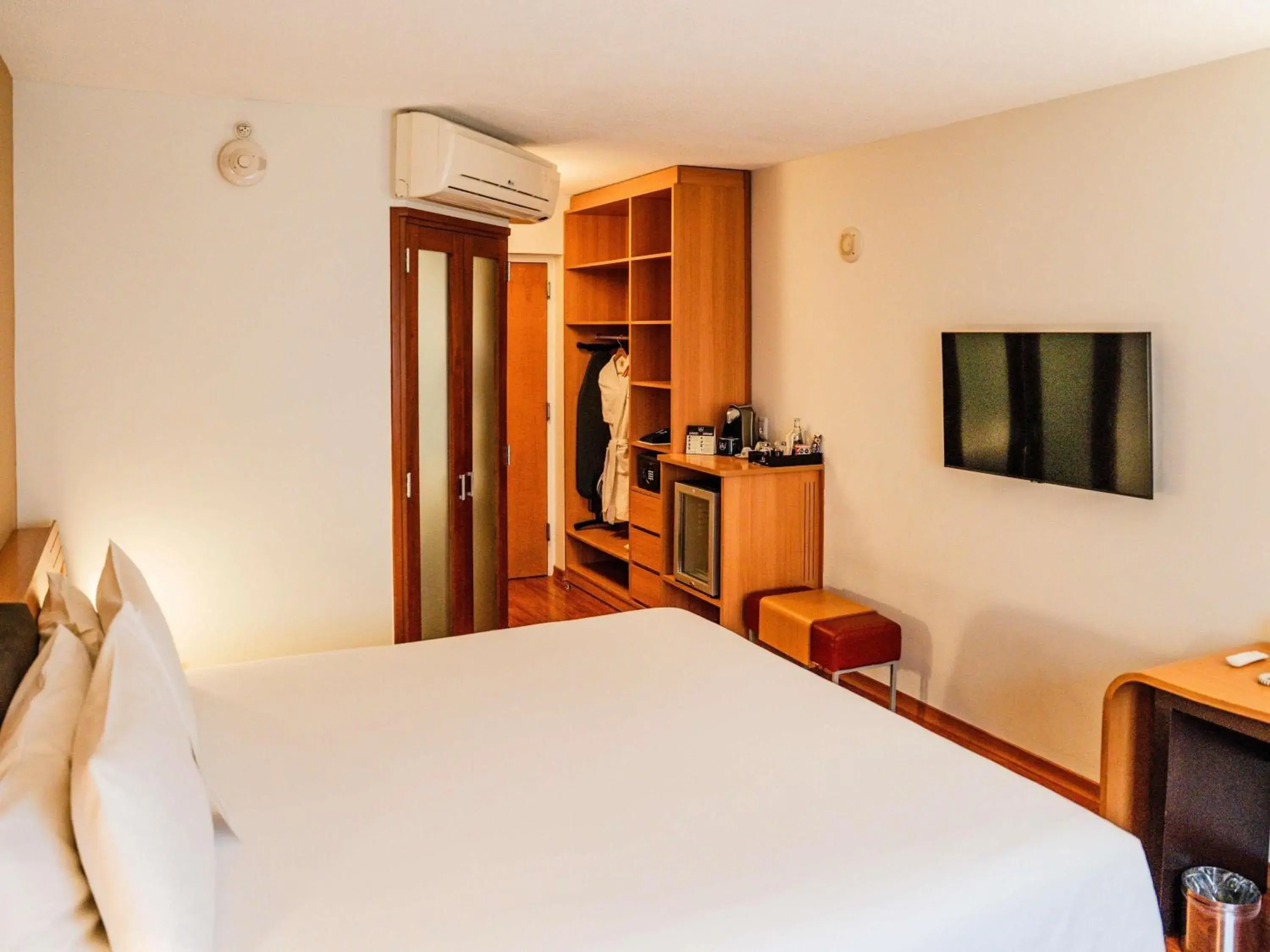 Bedroom, Bed in Novotel Lima San Isidro Bedroom, Bed in Novotel Lima San Isidro