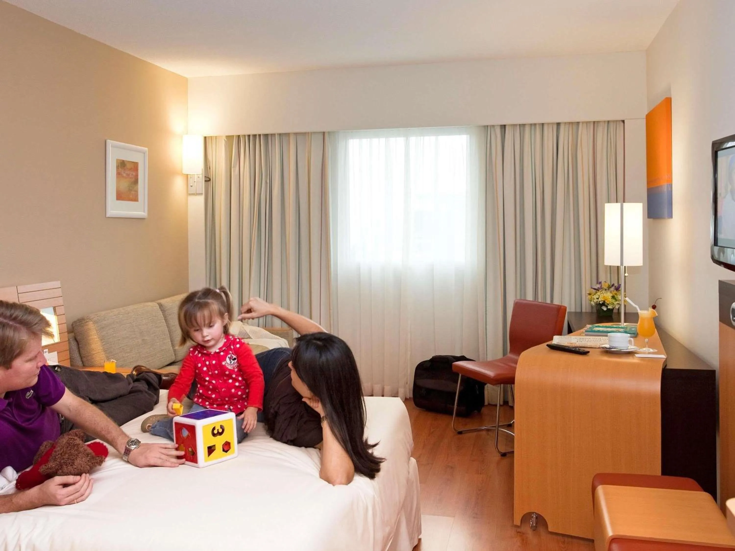 Bedroom, Bed in Novotel Lima San Isidro