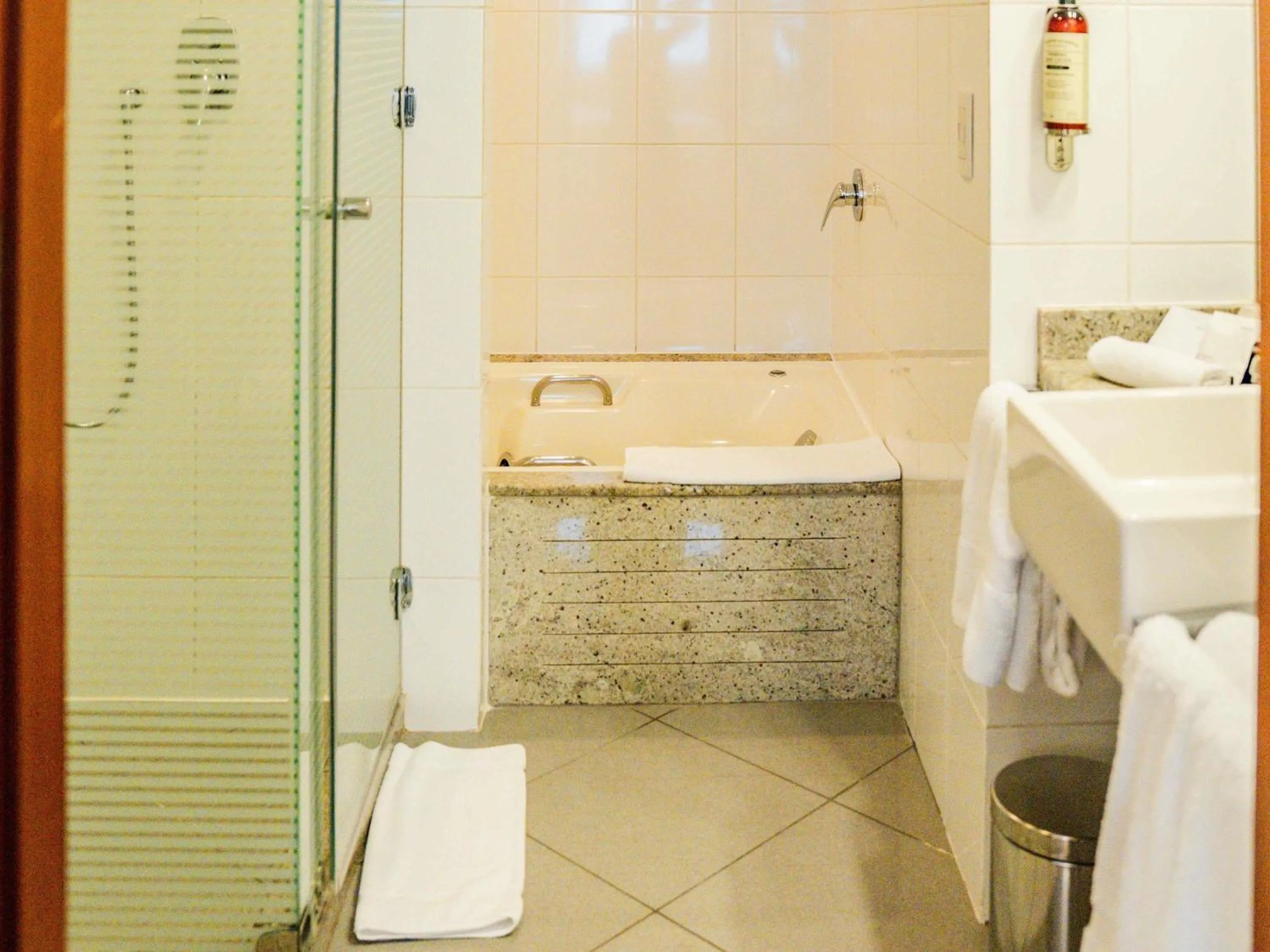 Bedroom in Novotel Lima San Isidro