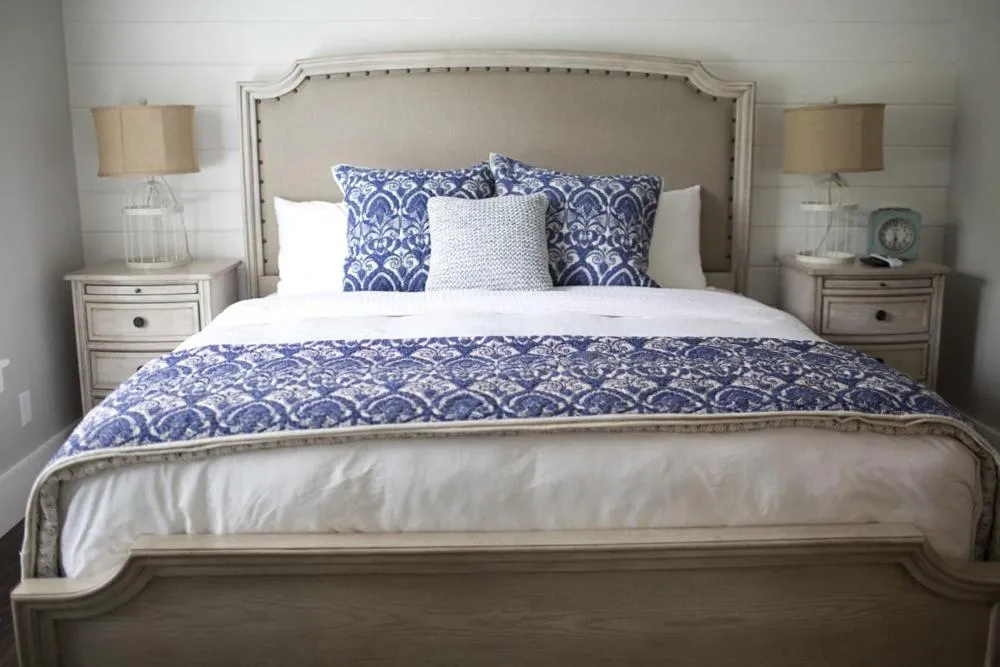 Bed in Stonehill Cottages