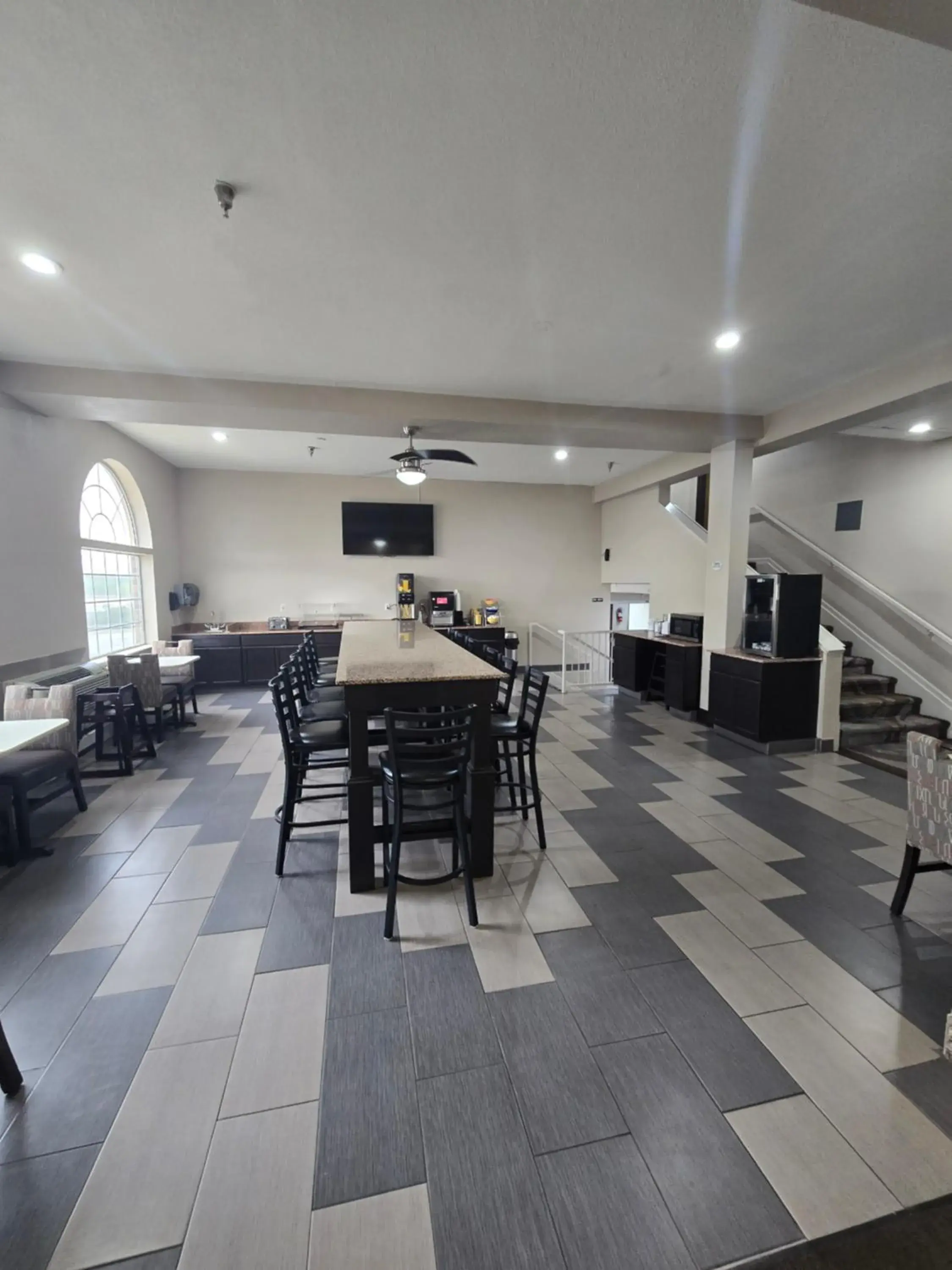 Breakfast in Super 8 by Wyndham Kansas City Breakfast in Super 8 by Wyndham Kansas City