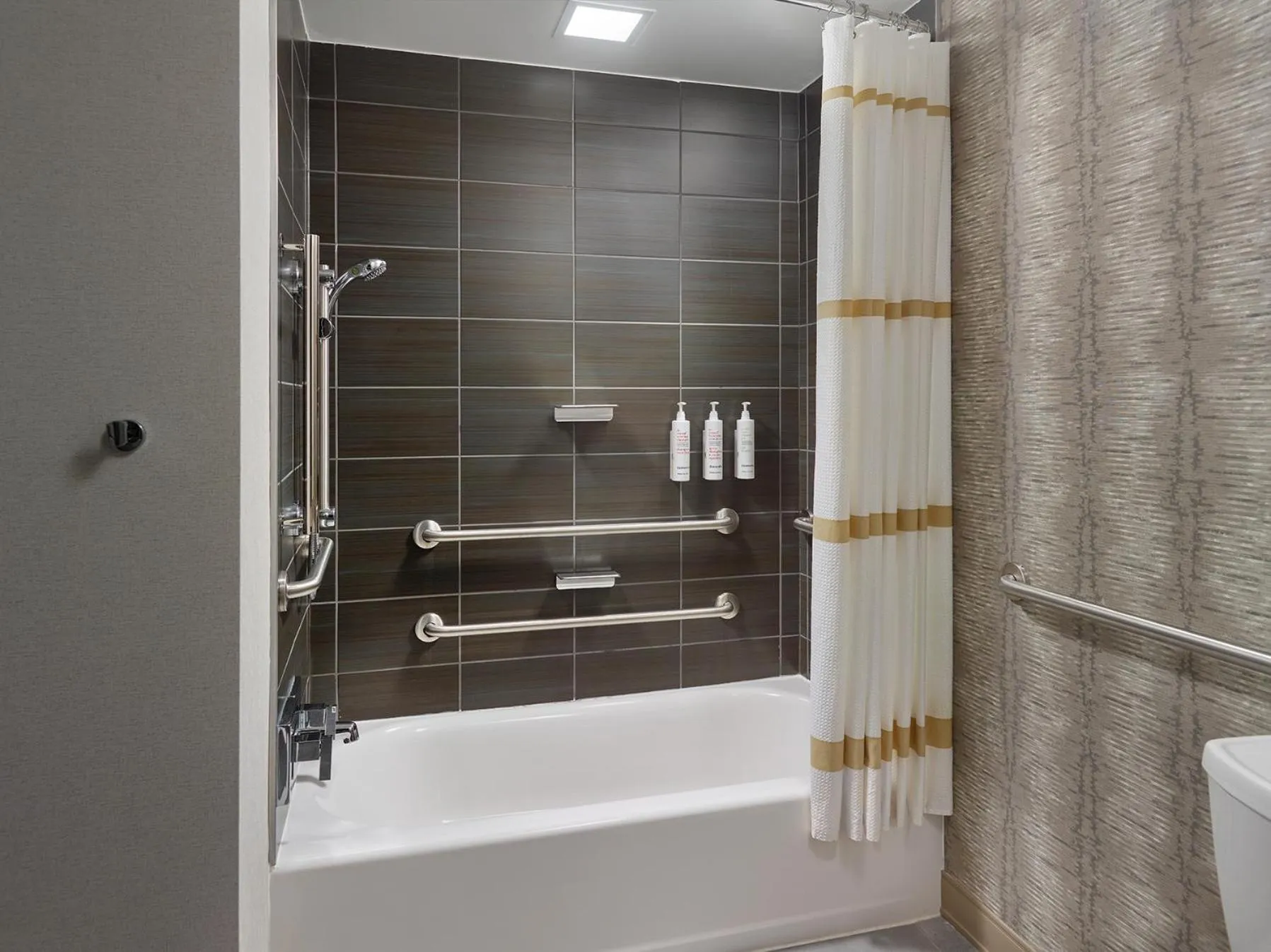 Bathroom in Chattanooga Marriott Downtown