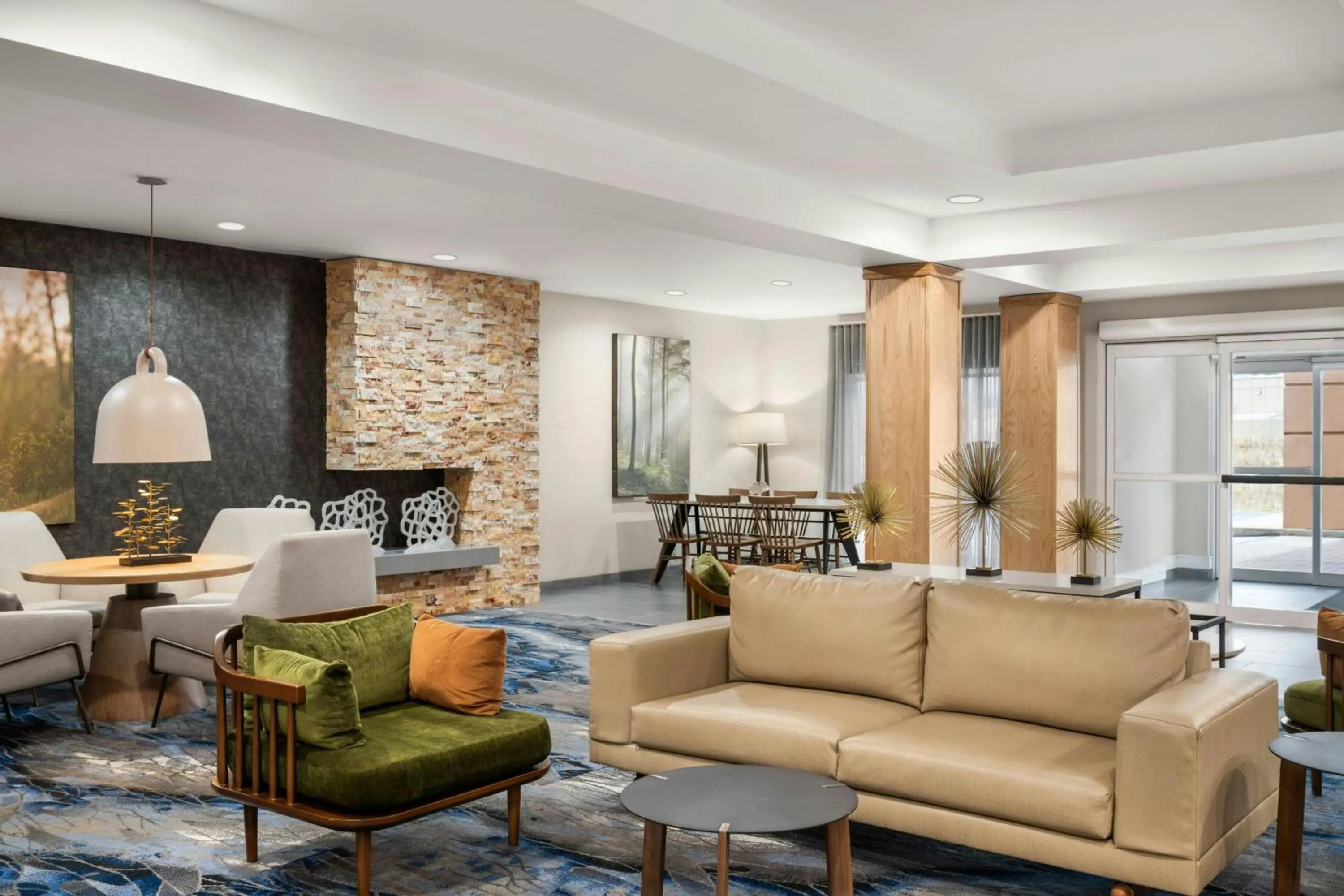 Lobby or reception in Fairfield Inn and Suites by Marriott Birmingham Fultondale / I-65