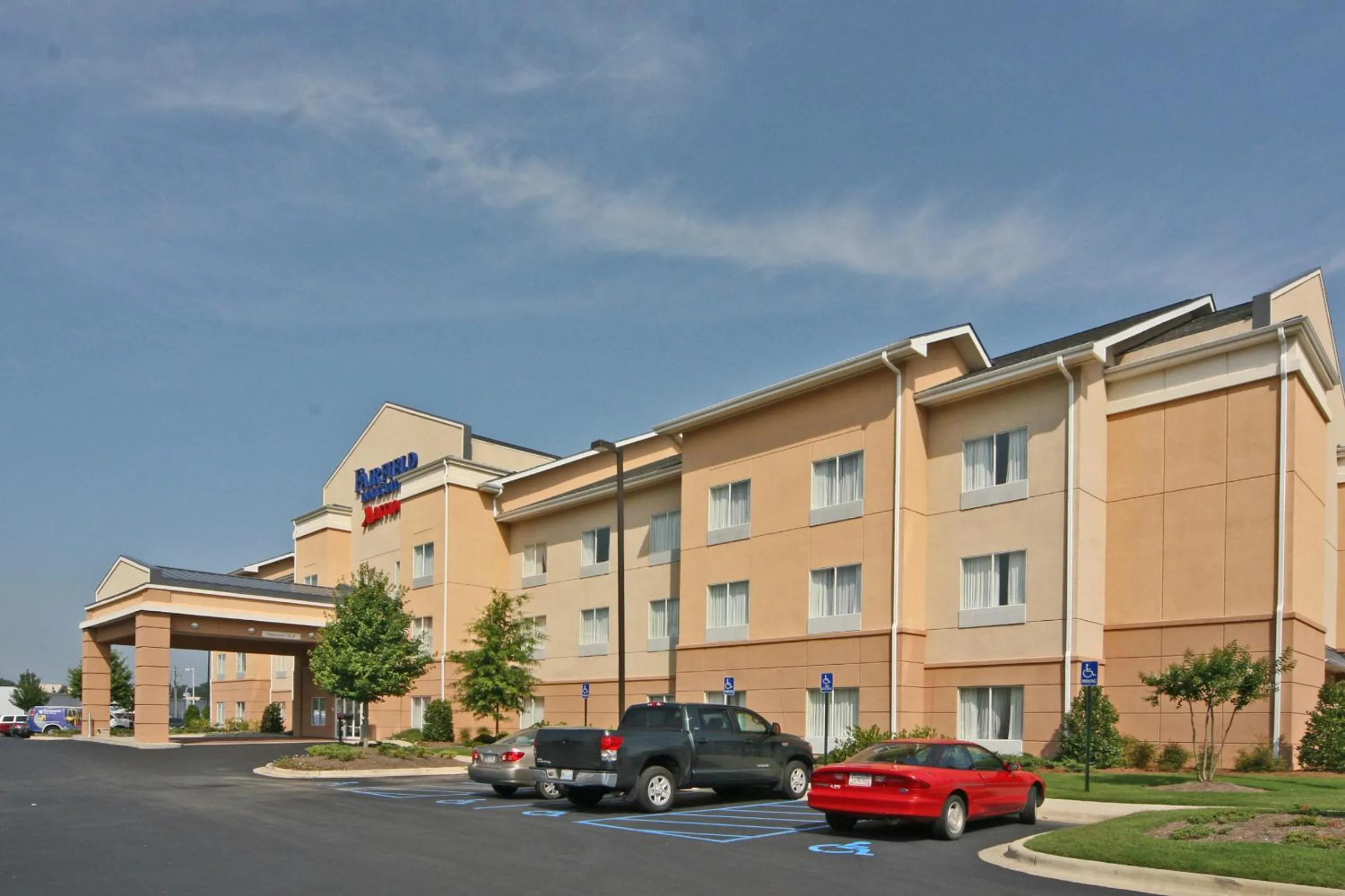 Property building in Fairfield Inn and Suites by Marriott Birmingham Fultondale / I-65