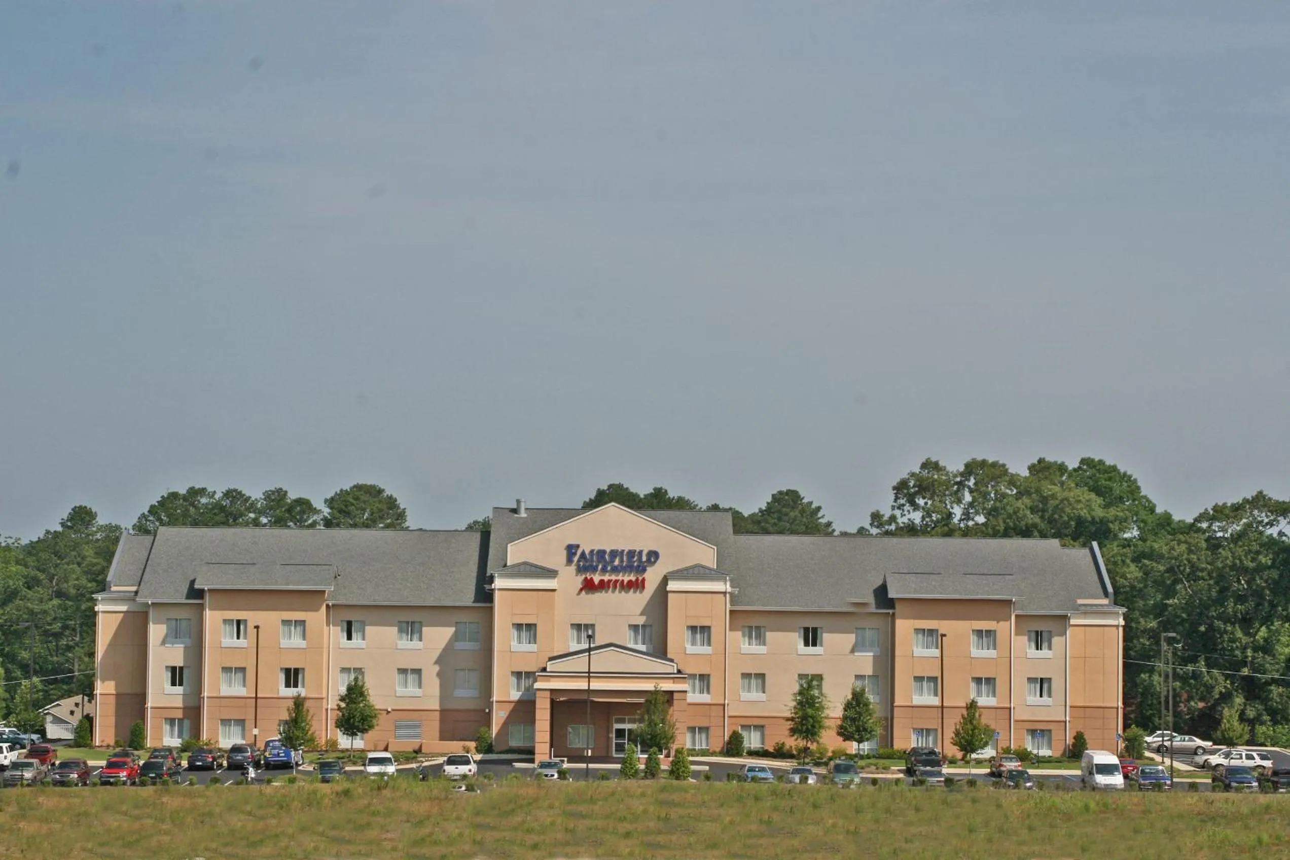 Property building in Fairfield Inn and Suites by Marriott Birmingham Fultondale / I-65