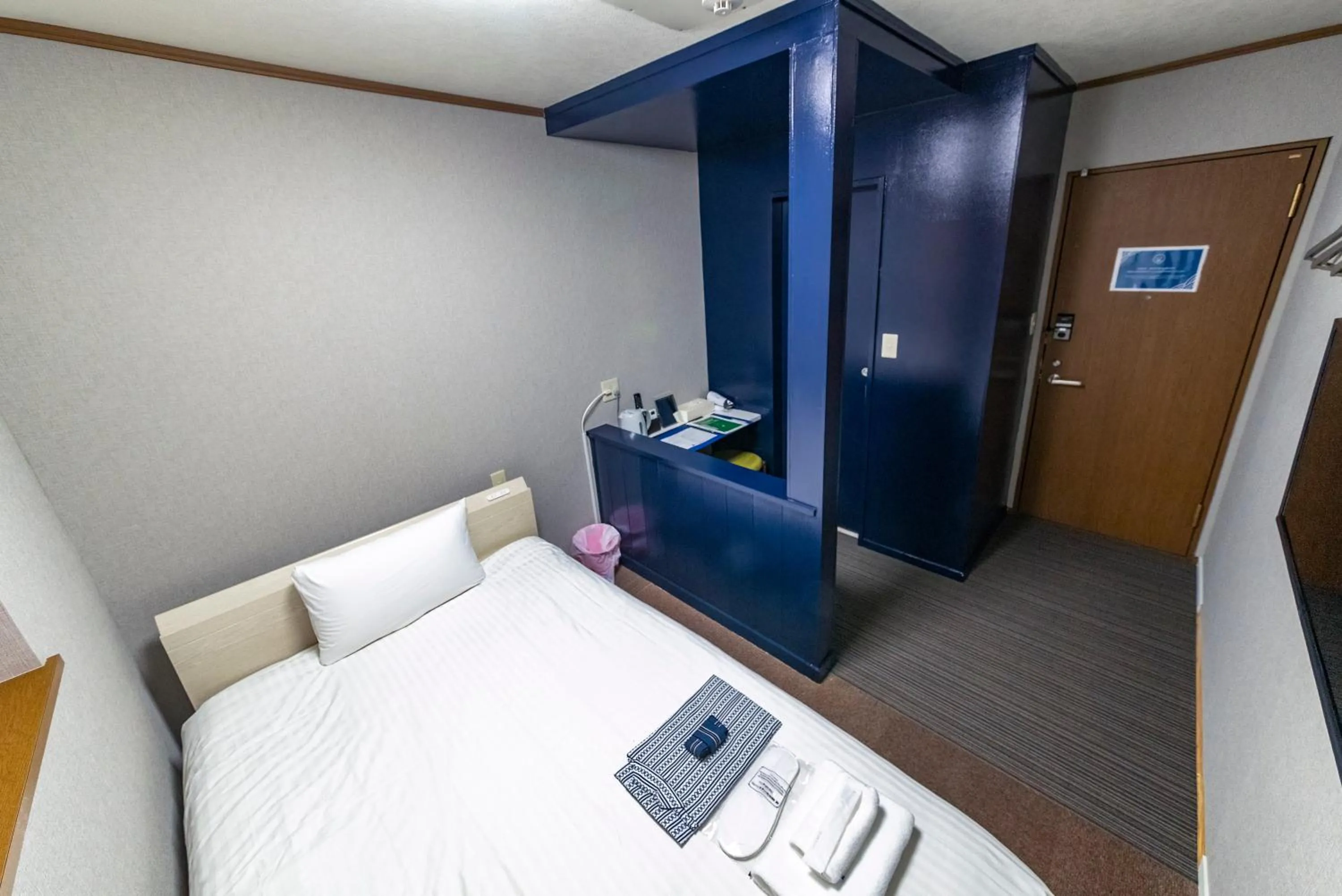 Photo of the whole room, Bed in ETAVIA Yufuin Kinrinko