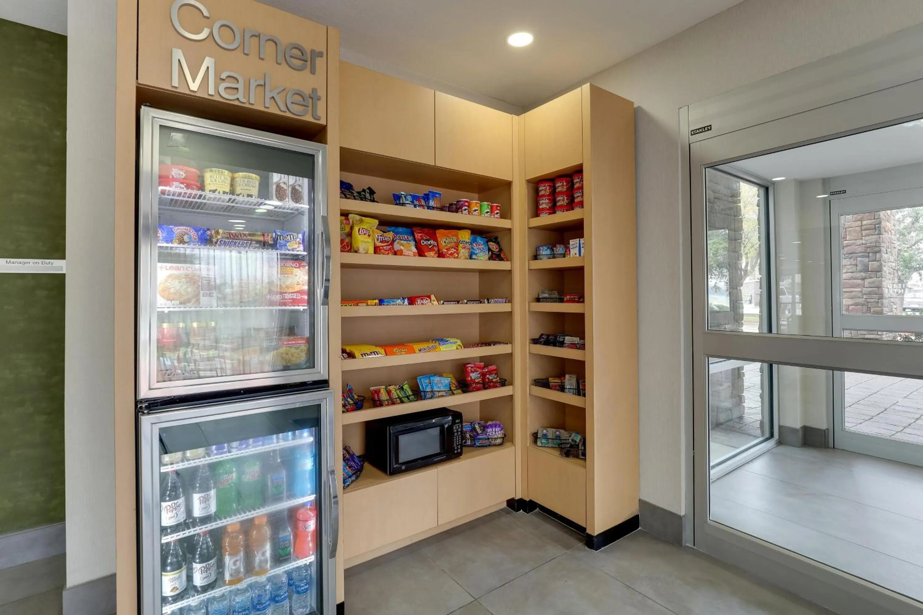 Food and drinks in Las Colinas Inn Irving, SureStay Collection by Best Western