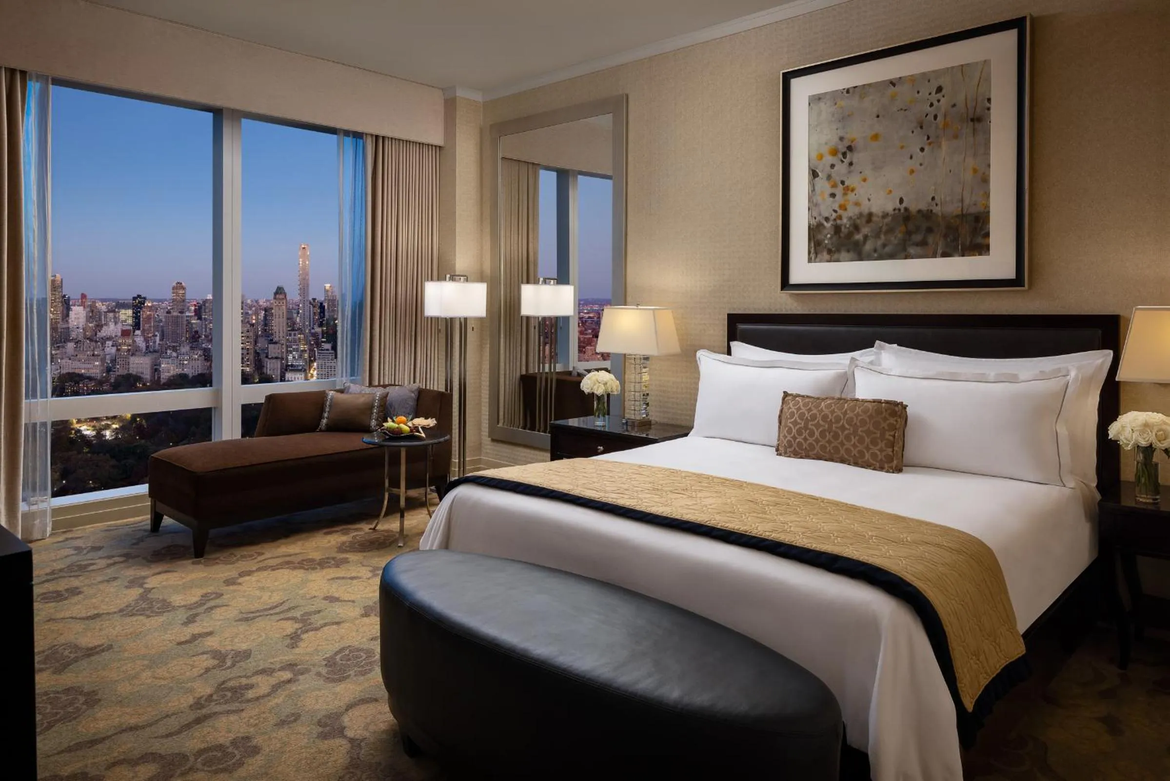 Bedroom, Bed in Mandarin Oriental, New York