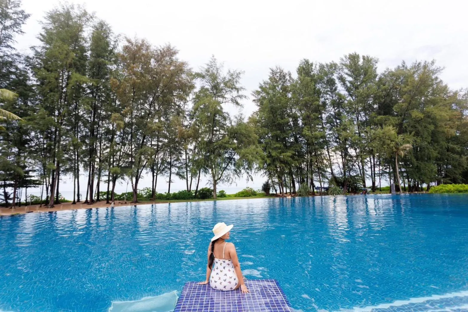 Swimming pool in Splash Beach Resort Phuket, Family-Friendly Beachfront Water Park Resort