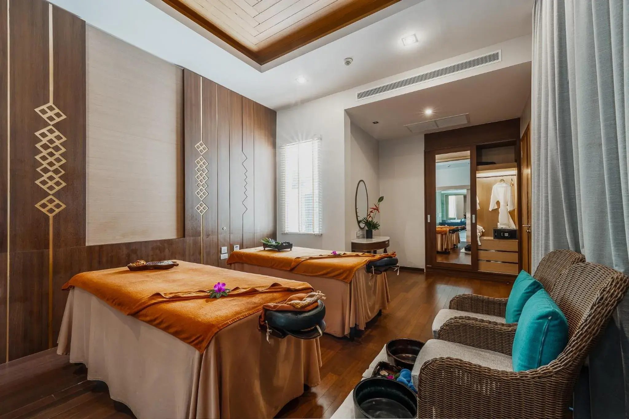 Spa and wellness centre/facilities, Bed in Splash Beach Resort Phuket Family-Friendly Water Park Resort Near Phuket Airport Spa and wellness centre/facilities, Bed in Splash Beach Resort Phuket Family-Friendly Water Park Resort Near Phuket Airport