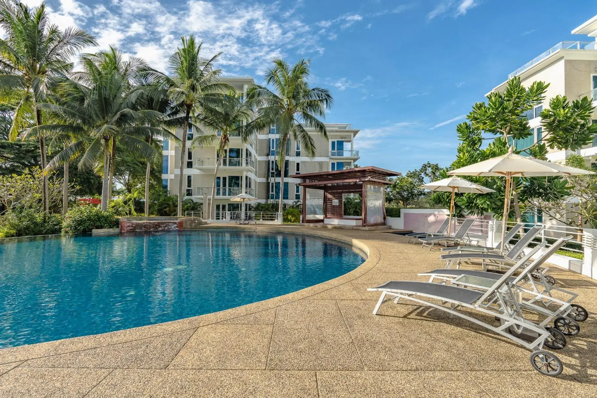 Property building in Splash Beach Resort Phuket Family-Friendly Water Park Resort Near Phuket Airport Property building in Splash Beach Resort Phuket Family-Friendly Water Park Resort Near Phuket Airport