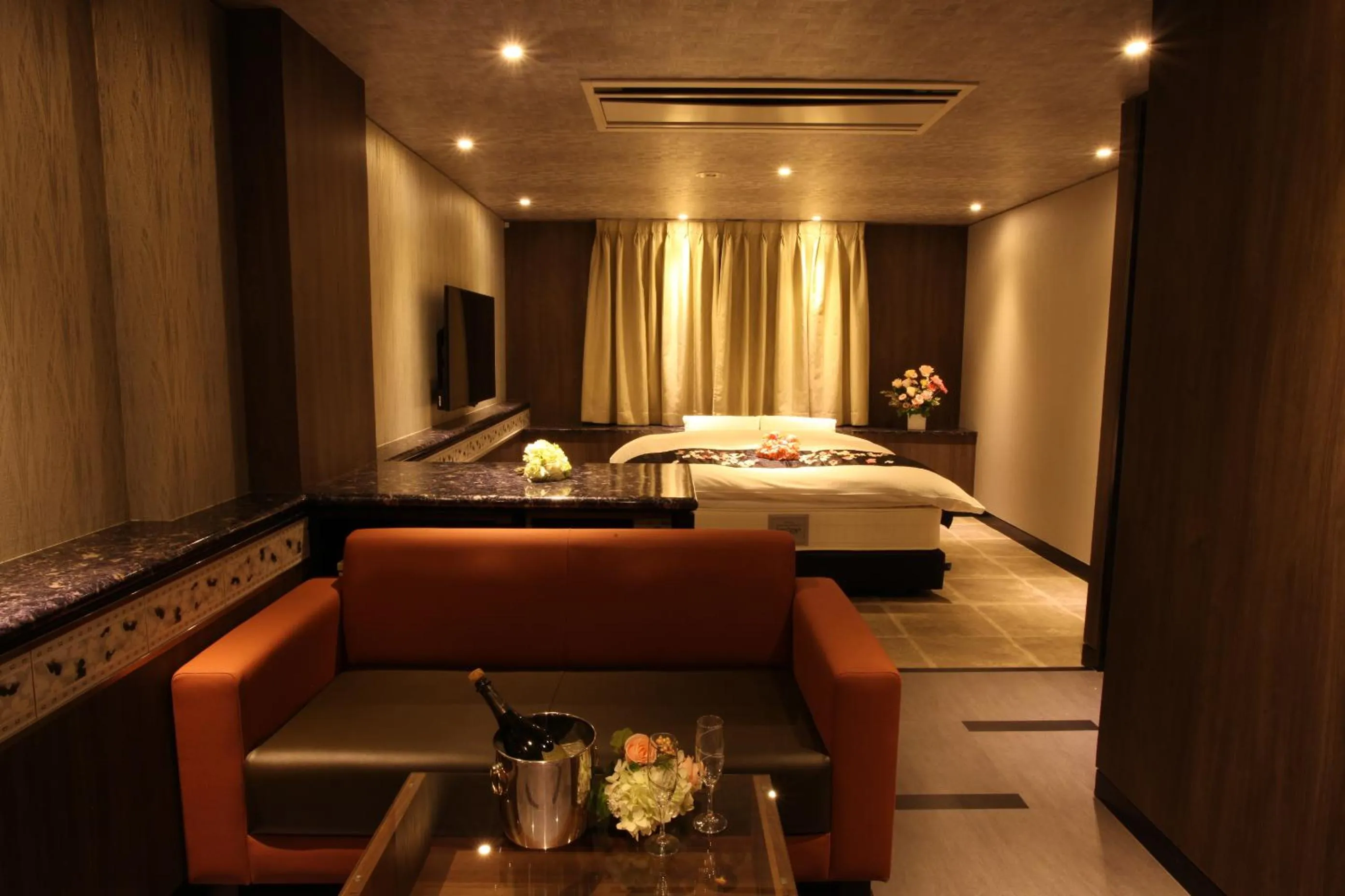 Photo of the whole room, Bed in ホテルオリジン Hotel Origin 男塾ホテルグループ