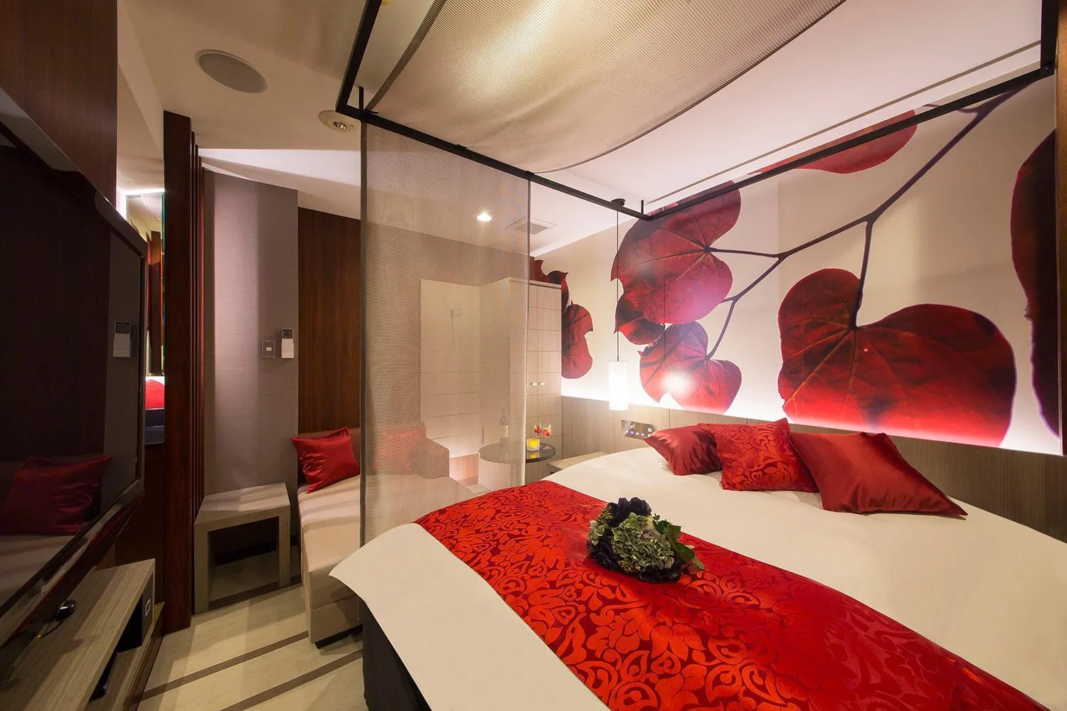 Bedroom, Bed in ルトゥール難波 RetourNANBA 男塾ホテルグループ