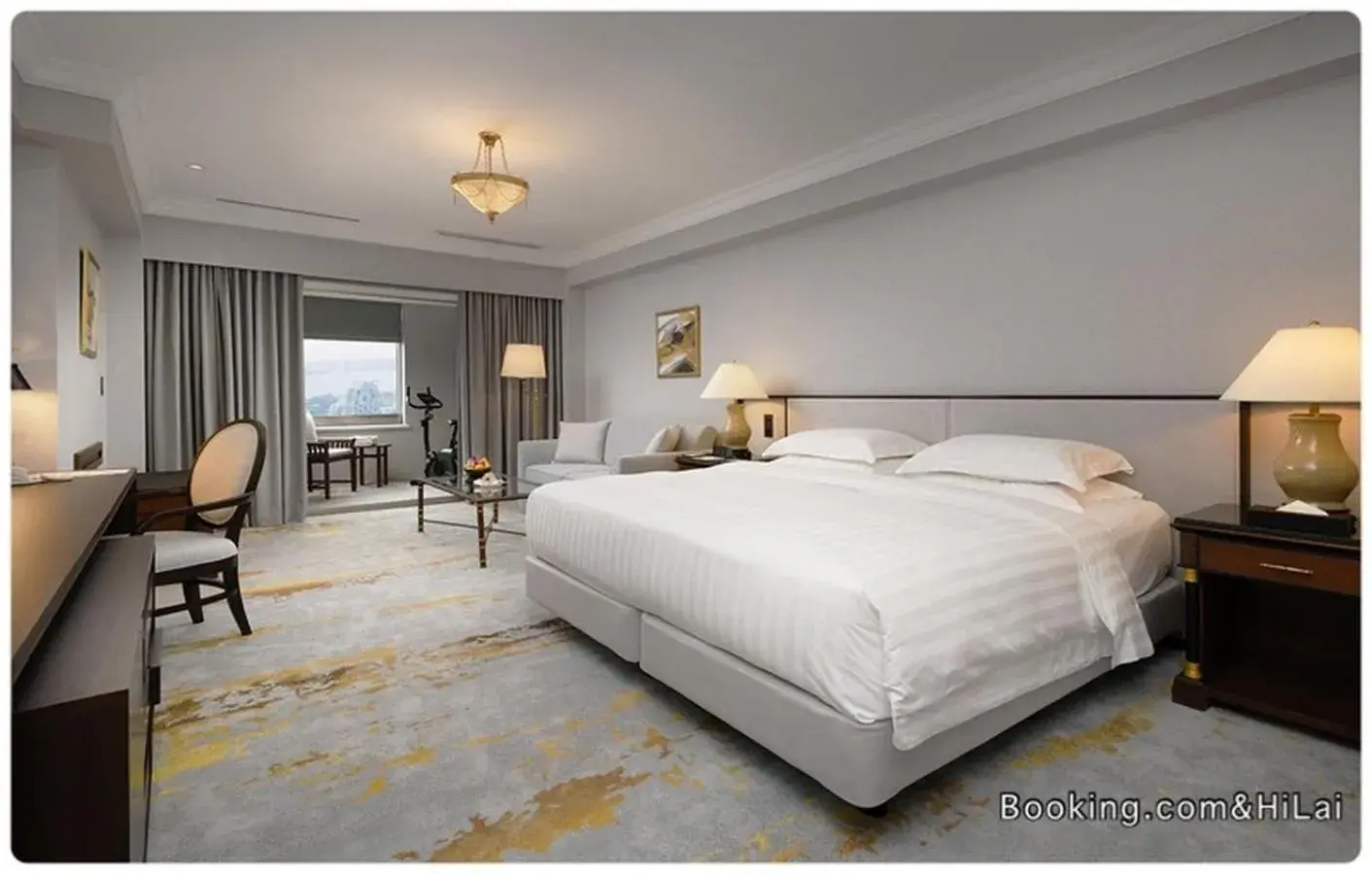 Sea view, Bed in Grand Hi Lai Hotel Sea view, Bed in Grand Hi Lai Hotel