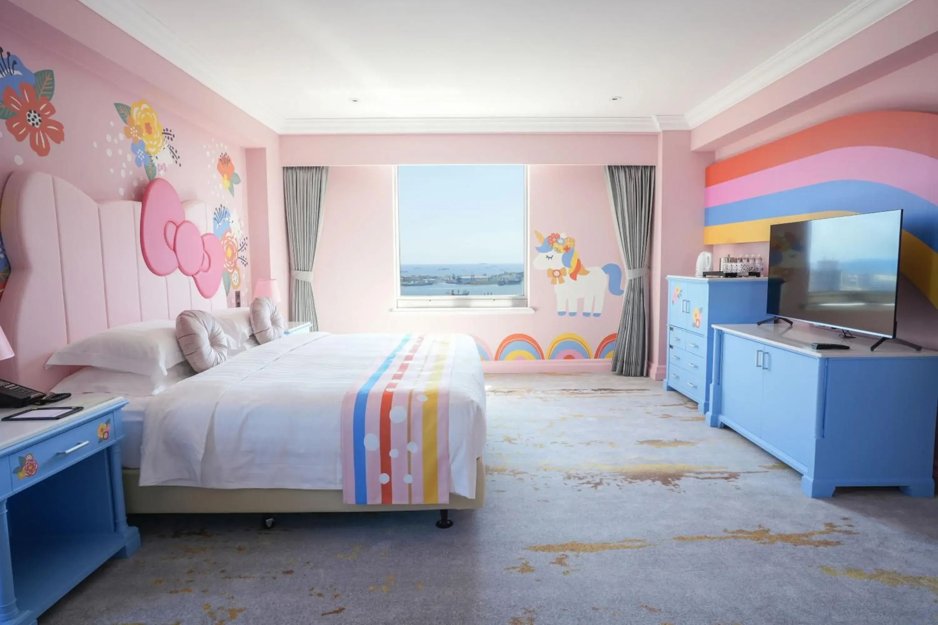 Sea view, Bed in Grand Hi Lai Hotel Sea view, Bed in Grand Hi Lai Hotel