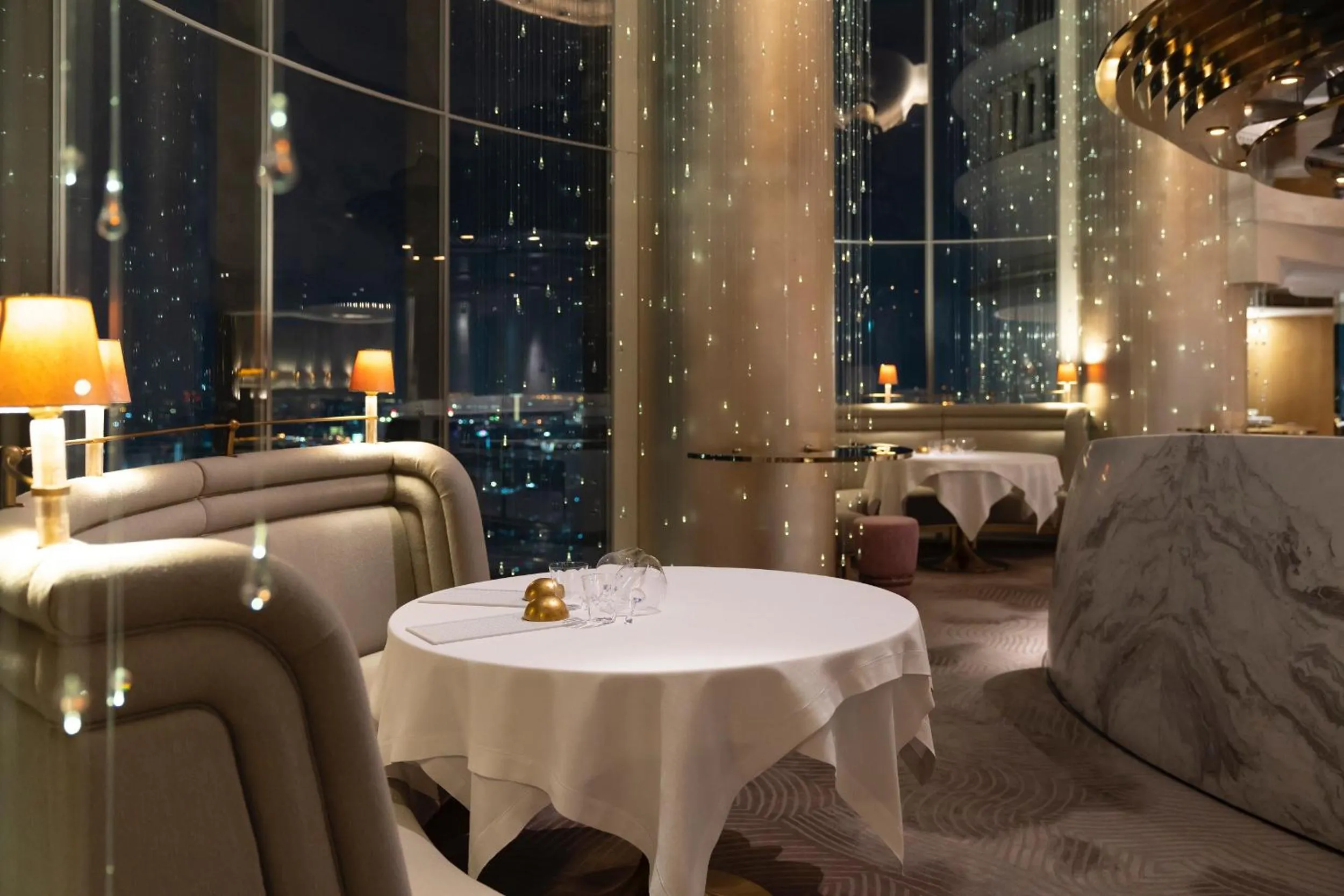 Restaurant/places to eat in Tower Club at lebua