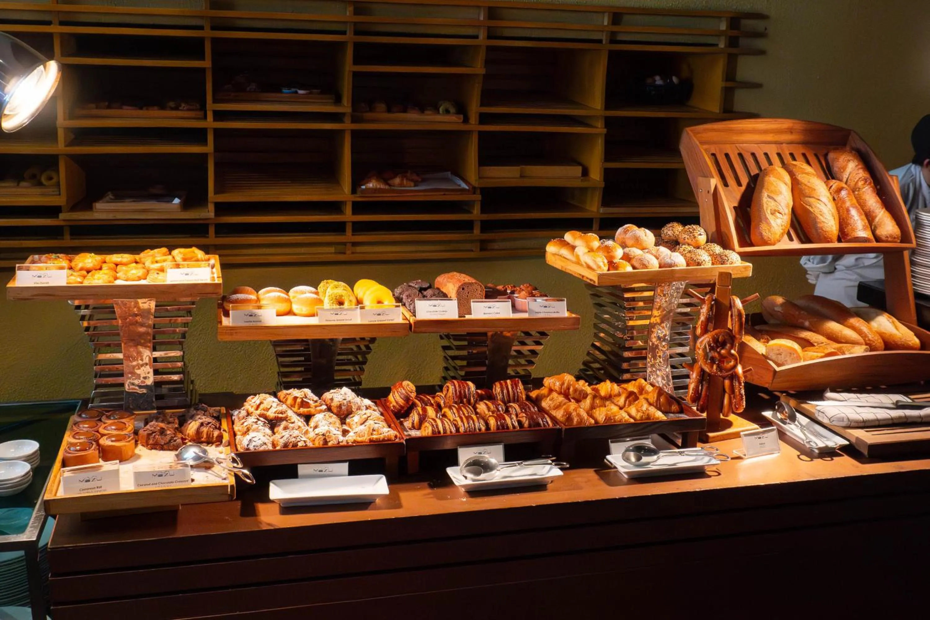 Restaurant/places to eat in Tower Club at lebua