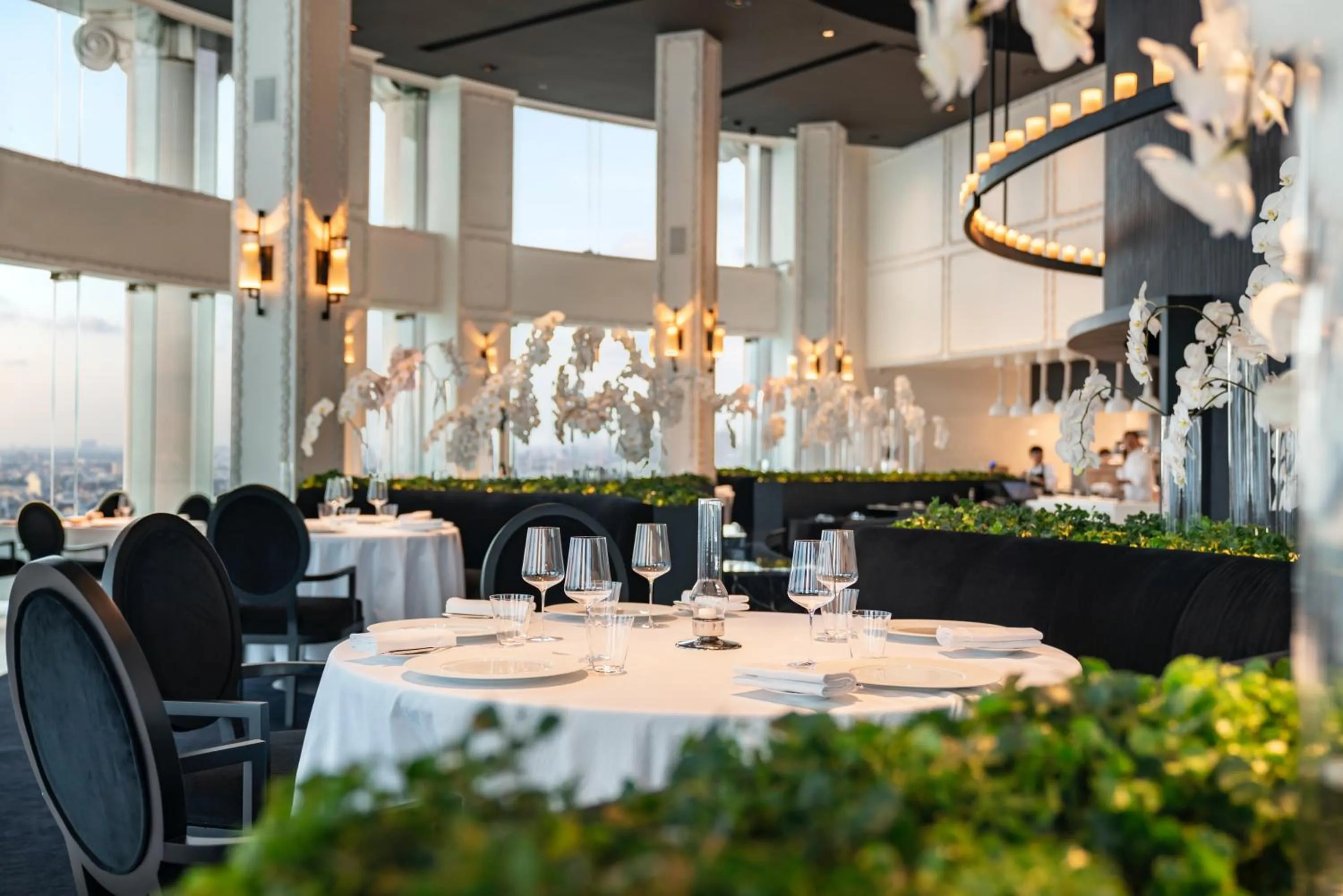 Restaurant/places to eat in Tower Club at lebua